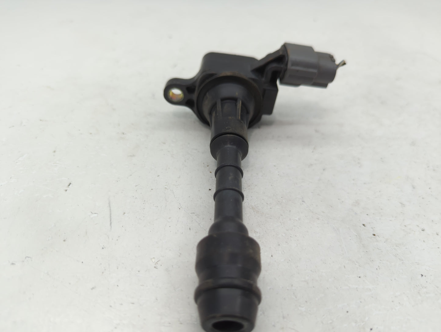 Gmc G35 Ignition Coil Igniter Pack - Oemusedautoparts1.com