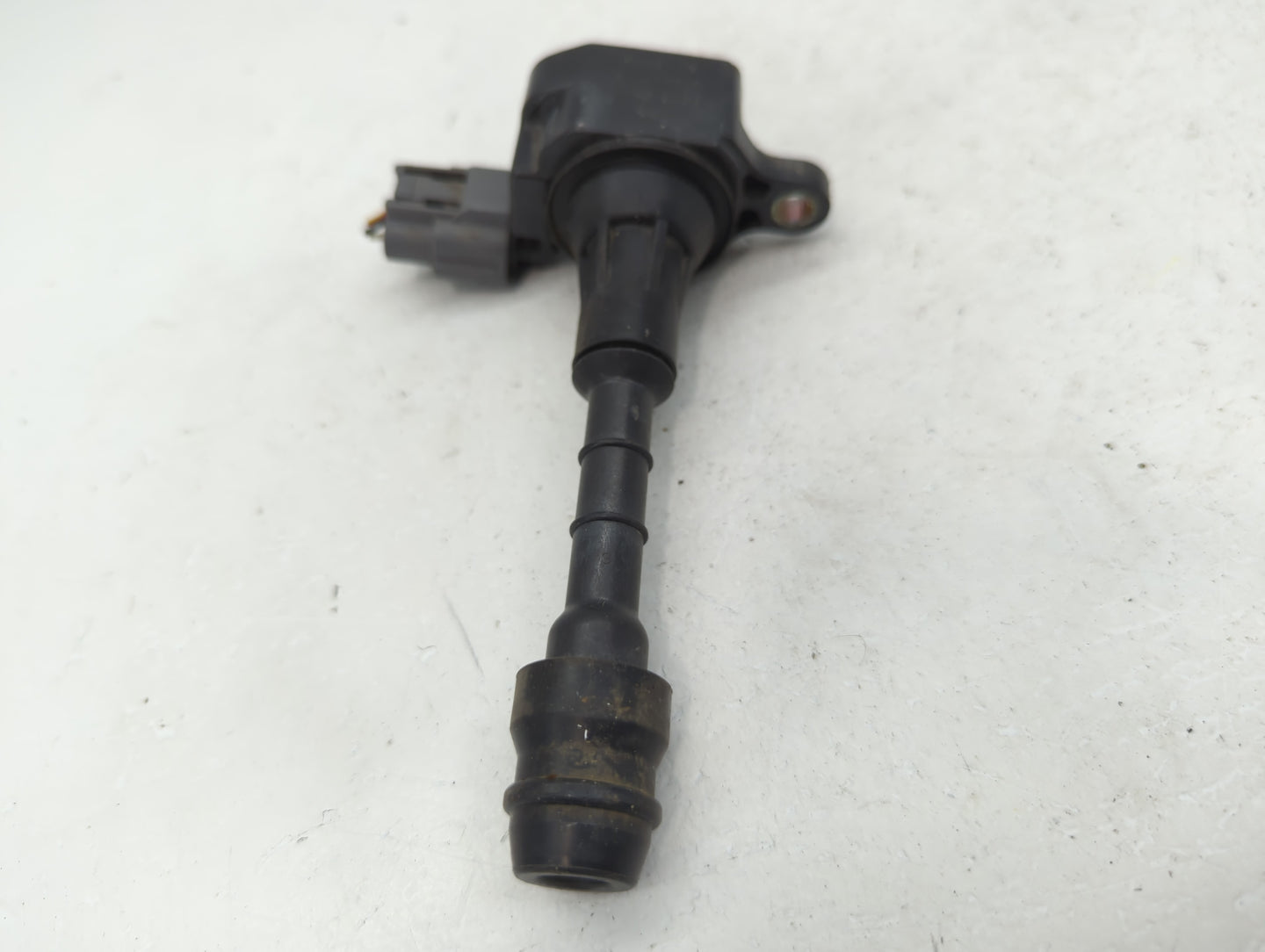 Gmc G35 Ignition Coil Igniter Pack - Oemusedautoparts1.com