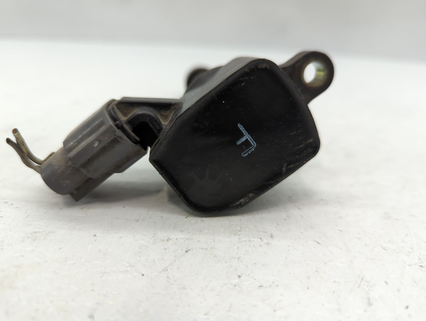 Gmc G35 Ignition Coil Igniter Pack - Oemusedautoparts1.com