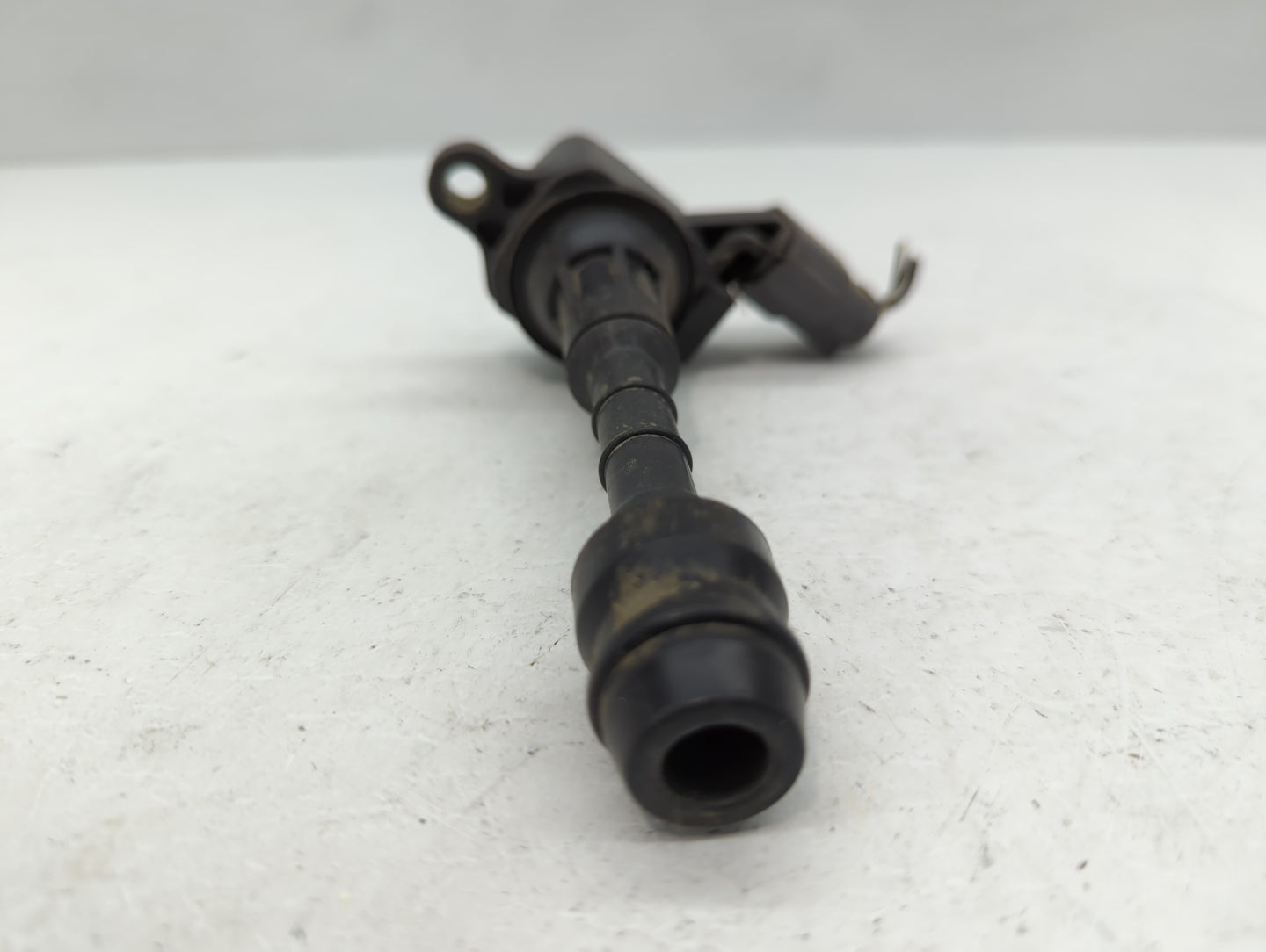 Gmc G35 Ignition Coil Igniter Pack - Oemusedautoparts1.com