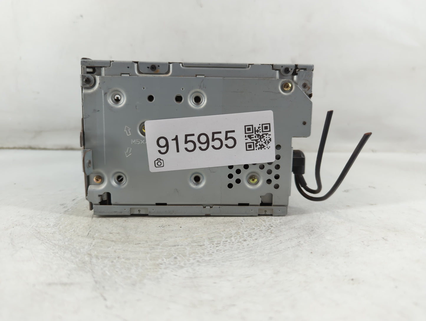 2006 Gmc G35 Radio AM FM Cd Player Receiver Replacement P/N:0025720 Fits Fits 2005 2007 OEM Used Auto Parts - Oemusedautopar