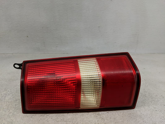 2003-2019 Gmc Savana 2500 Tail Light Assembly Passenger Right OEM P/N:16530414 A 15813651 Fits OEM Used Auto Parts - Oemused