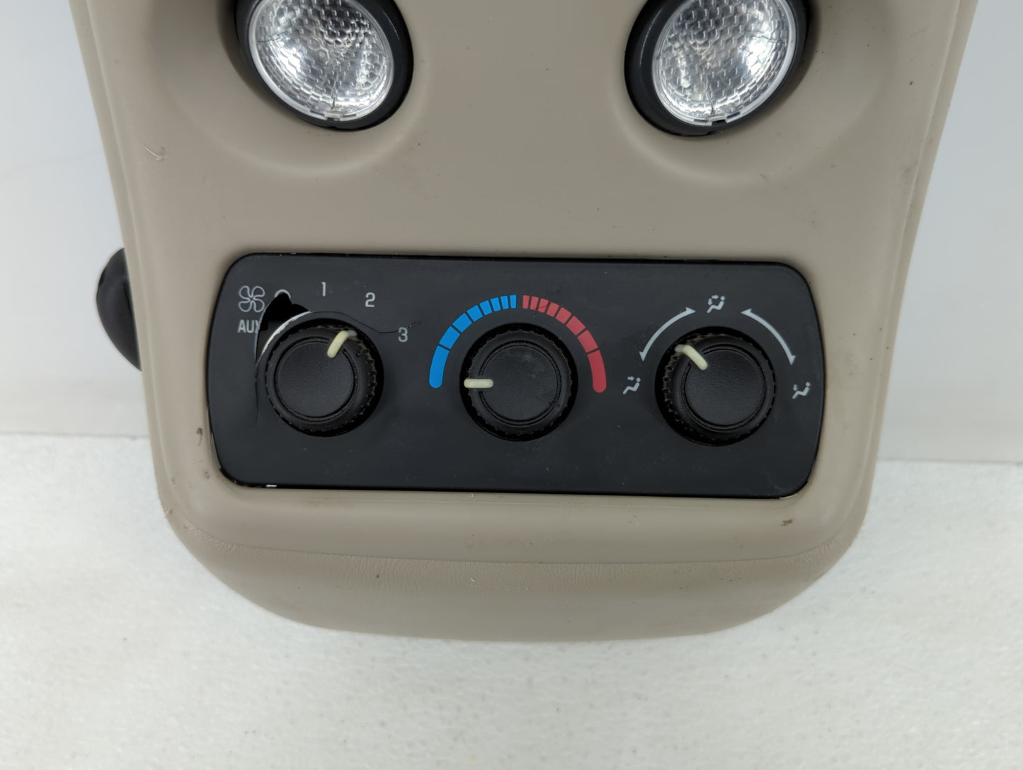 2006 Gmc Sierra Climate Control Module Temperature AC/Heater Replacement P/N:15090145 Fits OEM Used Auto Parts - Oemusedauto