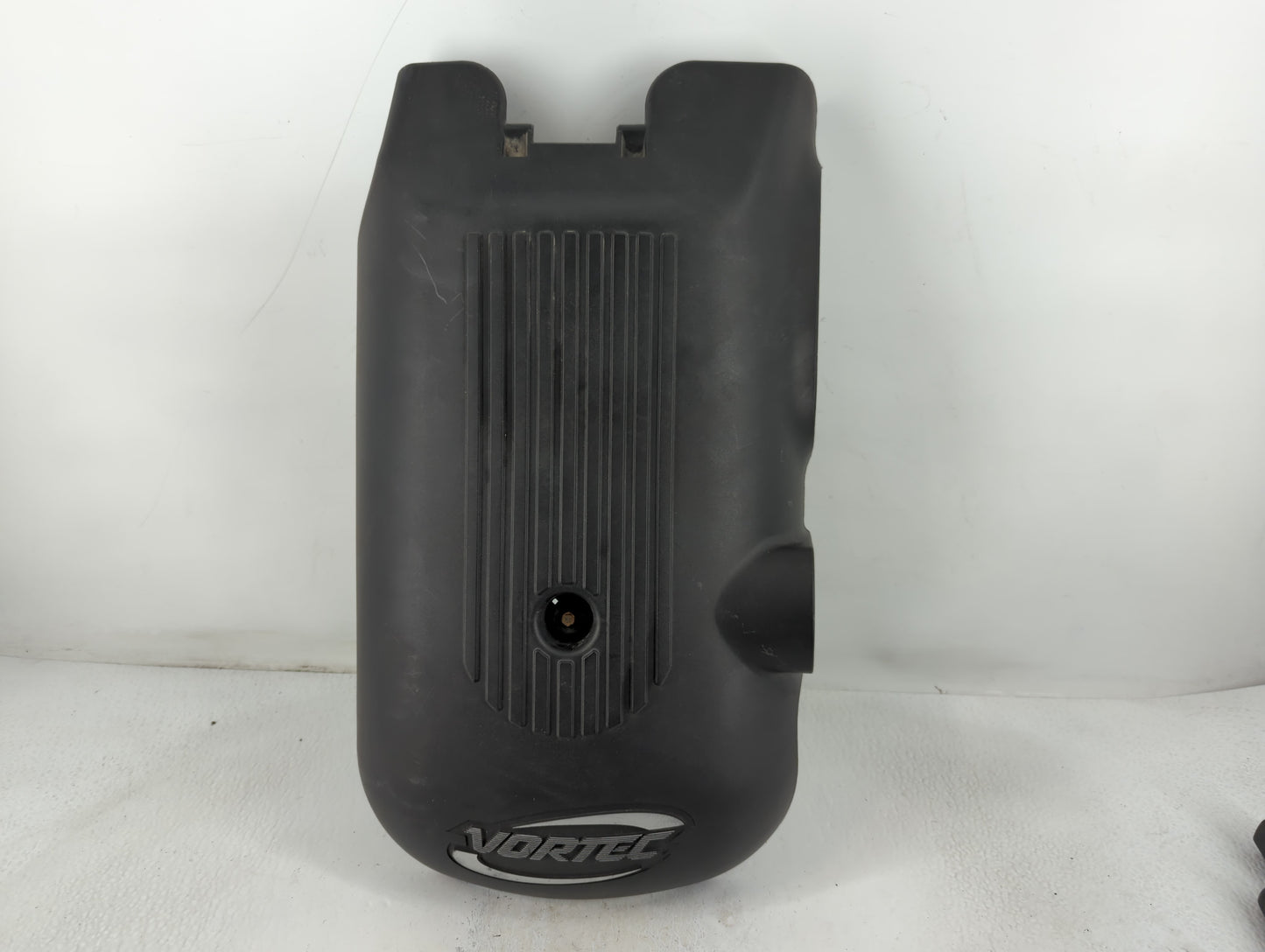 2006 Gmc Sierra Engine Cover - Oemusedautoparts1.com