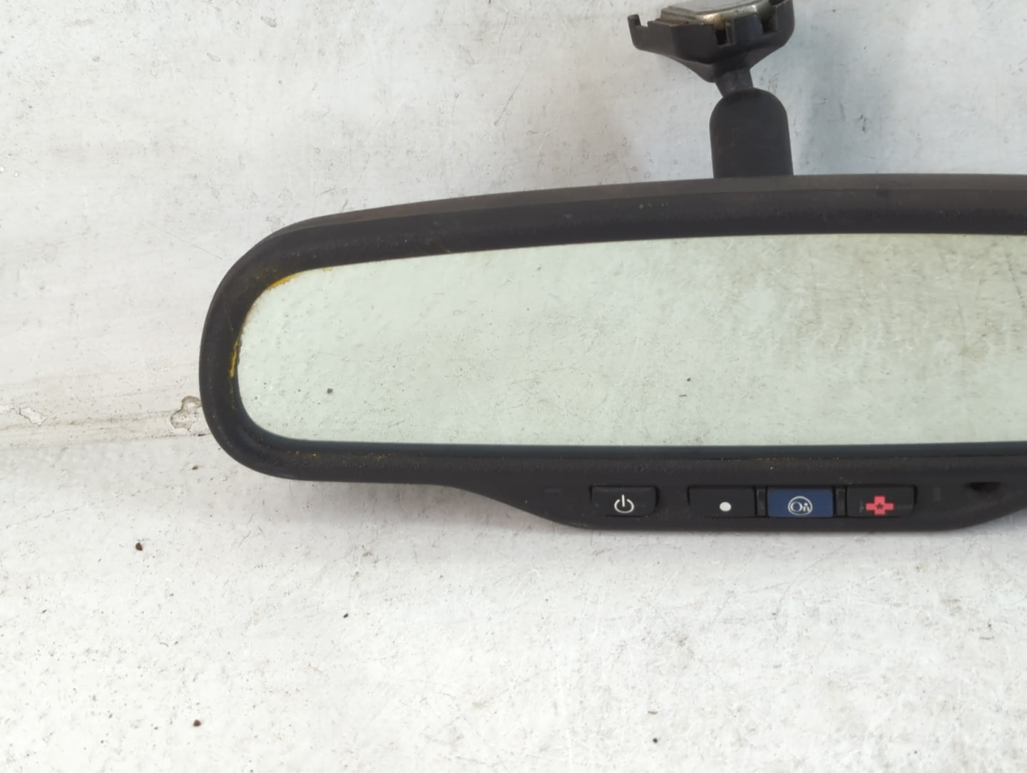 2006 Gmc Sierra Interior Rear View Mirror Replacement OEM P/N:E11015322 Fits OEM Used Auto Parts - Oemusedautoparts1.com