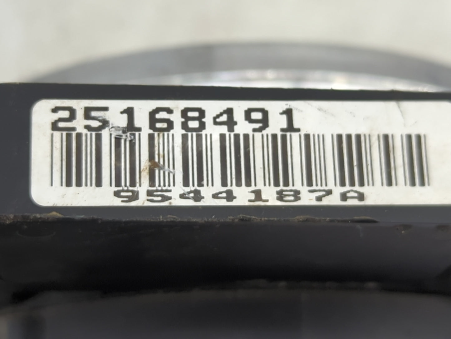 1999-2007 Gmc Sierra 1500 Mass Air Flow Meter Maf 1488399 - Oemusedautoparts1.com