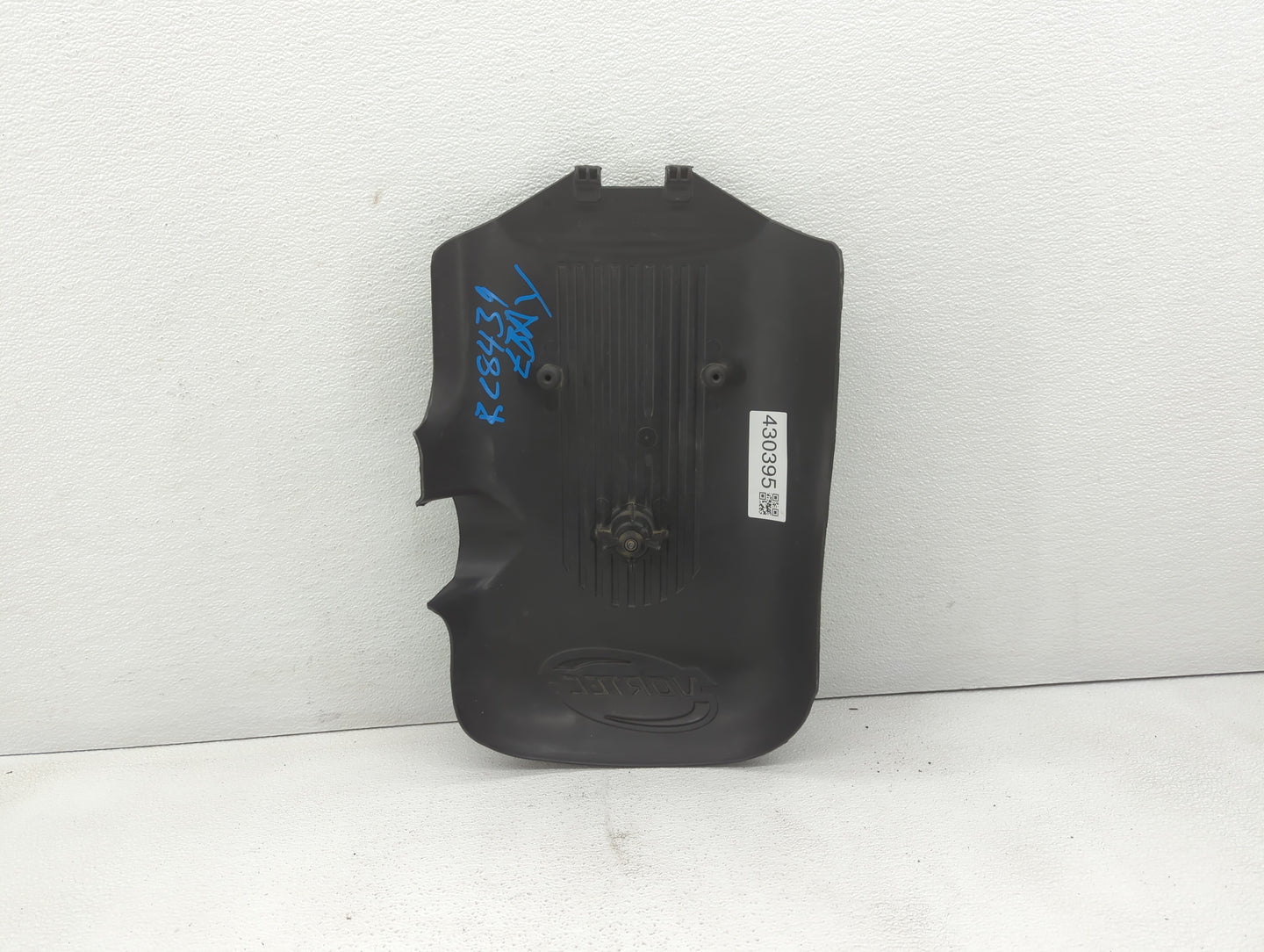 2006 Gmc Sierra 1500 Engine Cover - Oemusedautoparts1.com