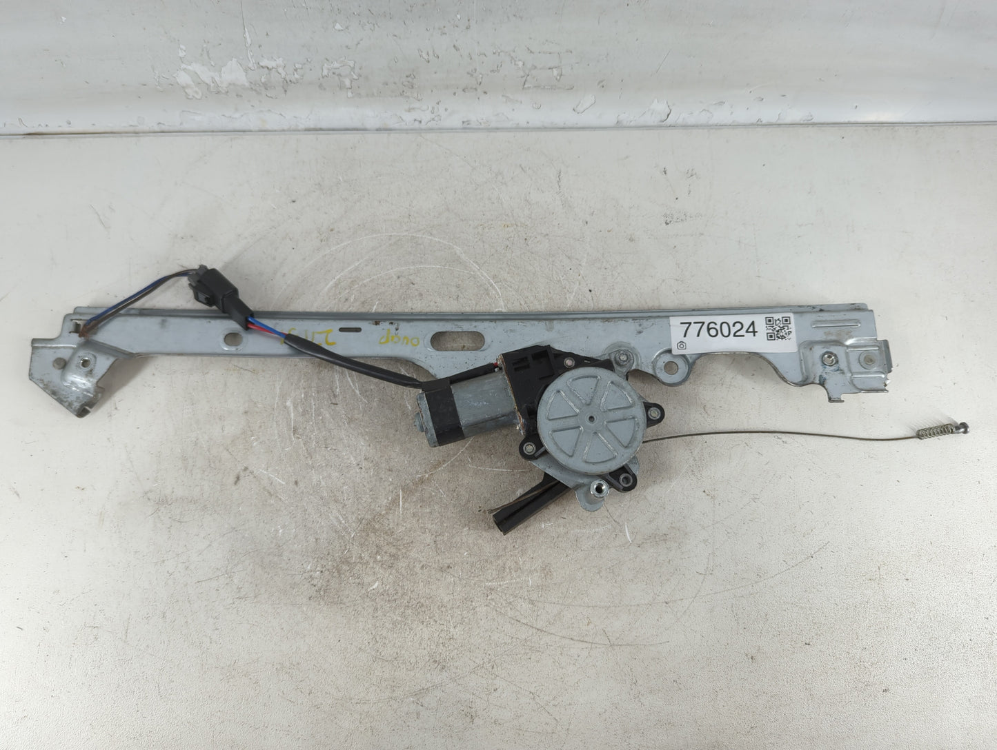 2006 Gmc Sierra 2500 Window Regulator Passenger Front - Oemusedautoparts1.com