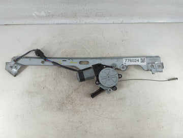 2006 Gmc Sierra 2500 Window Regulator Passenger Front - Oemusedautoparts1.com