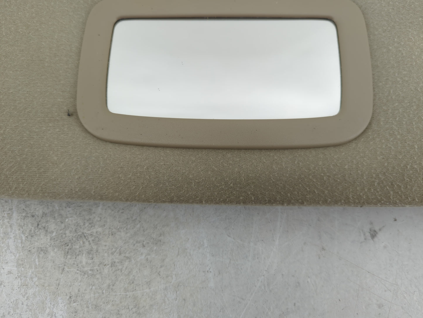 2003 Gmc Sierra 3500 Sun Visor Shade Replacement Passenger Right Mirror Fits OEM Used Auto Parts - Oemusedautoparts1.com