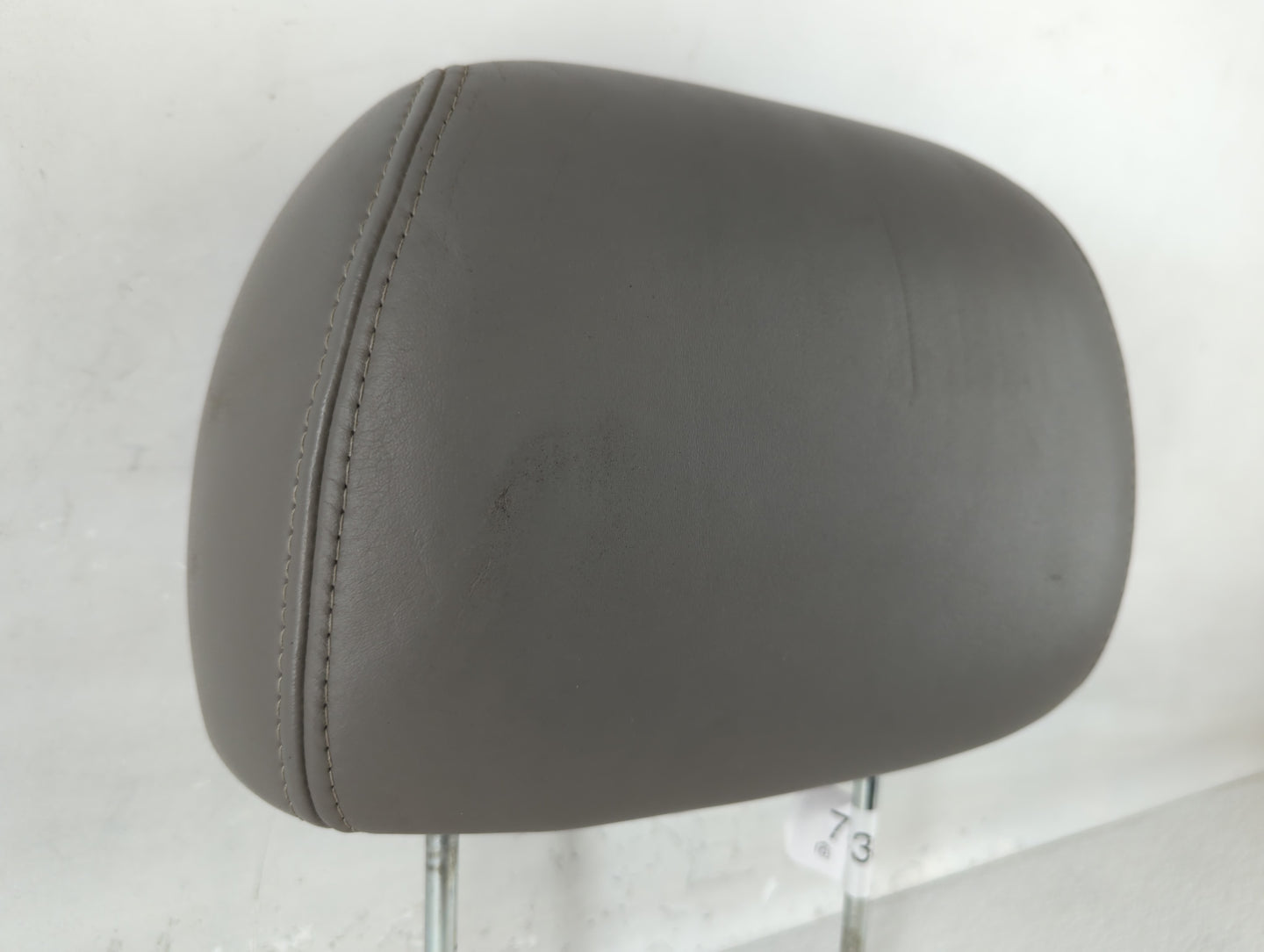 2006 Gmc Sierra 3500 Headrest Head Rest Rear Seat Fits OEM Used Auto Parts - Oemusedautoparts1.com