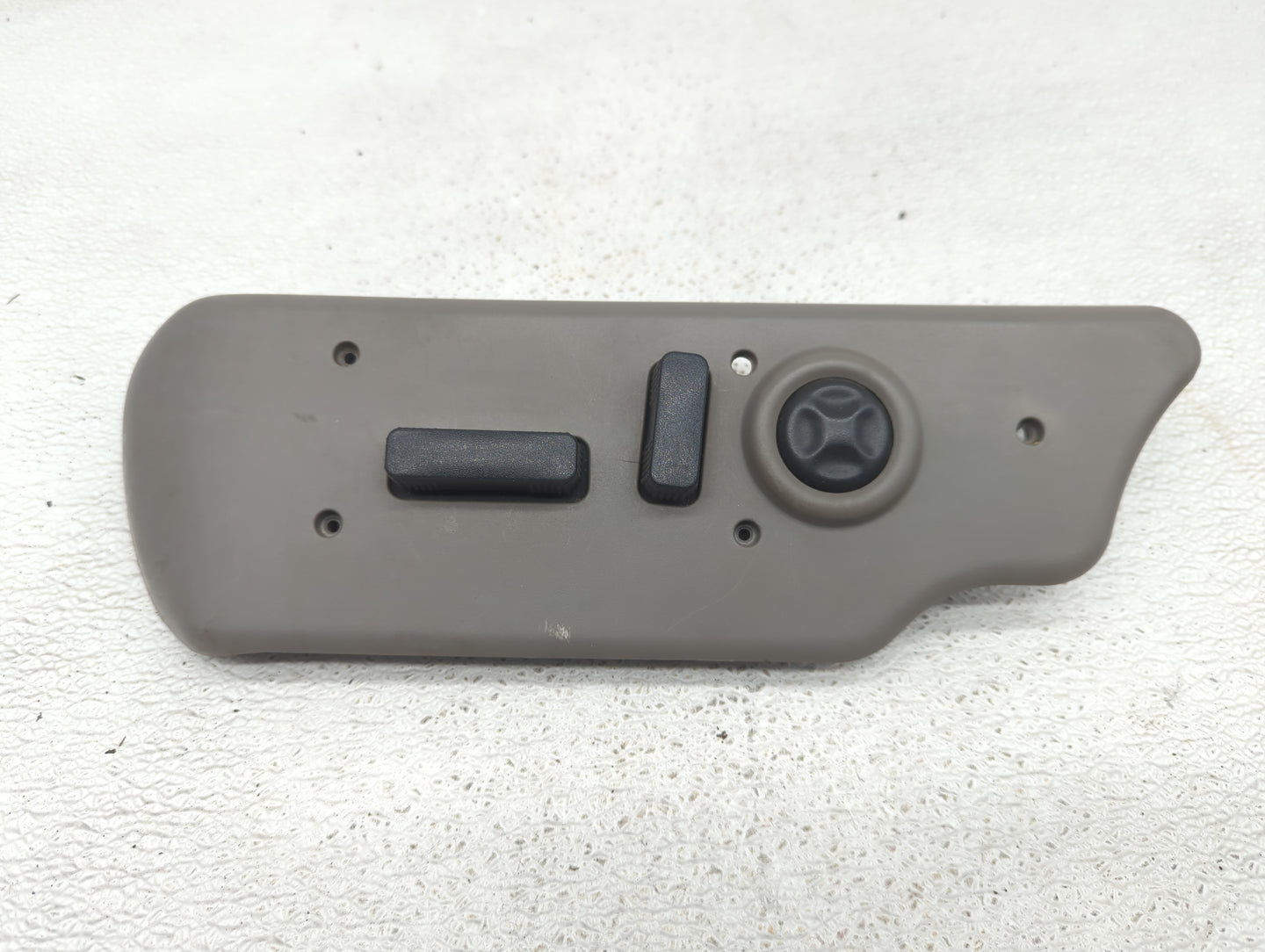 2003-2006 Gmc Yukon Master Power Window Switch Replacement Driver Side Left P/N:069073963 Fits Fits 2003 2004 2005 2006 2007