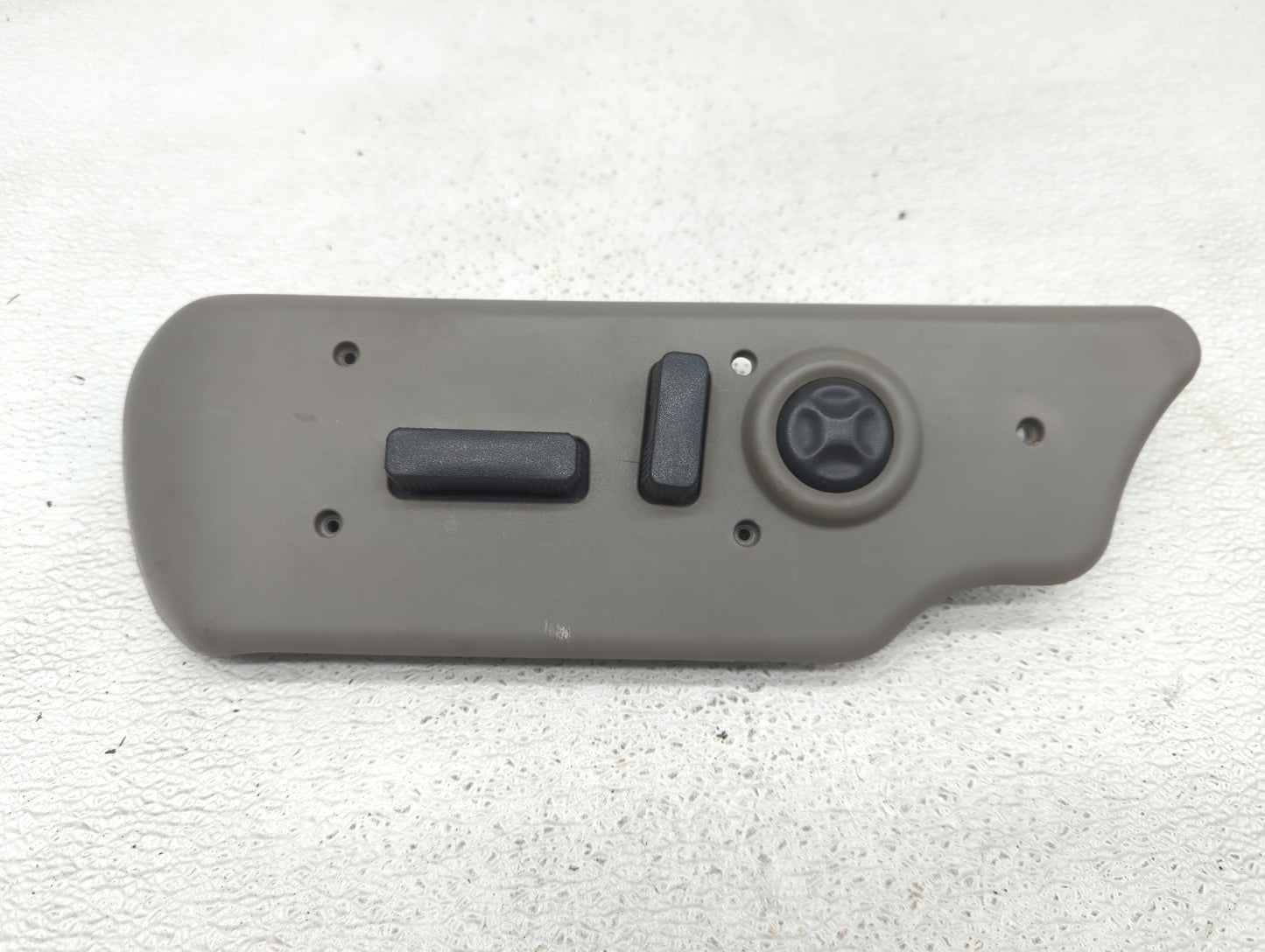2003-2006 Gmc Yukon Master Power Window Switch Replacement Driver Side Left P/N:069073963 Fits Fits 2003 2004 2005 2006 2007