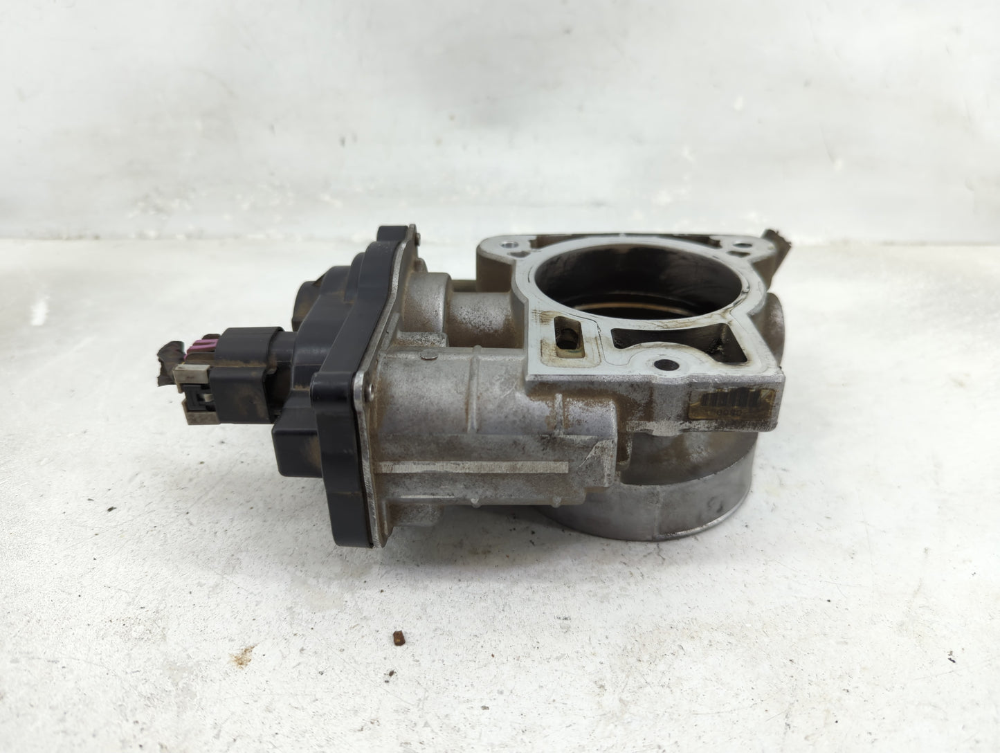2006 Gmc Yukon Throttle Body P/N:1257080 RME75 Fits OEM Used Auto Parts - Oemusedautoparts1.com