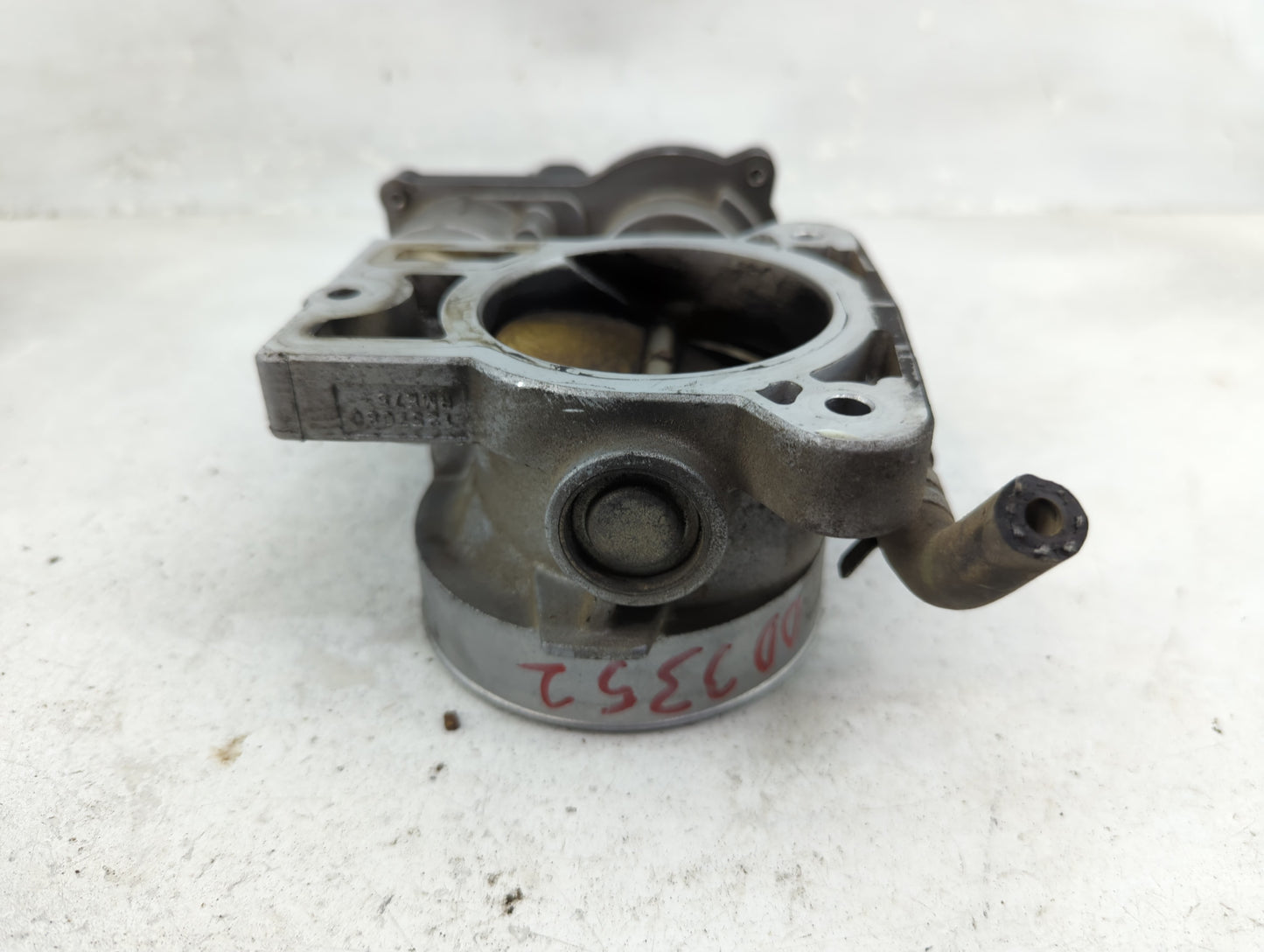 2006 Gmc Yukon Throttle Body P/N:1257080 RME75 Fits OEM Used Auto Parts - Oemusedautoparts1.com