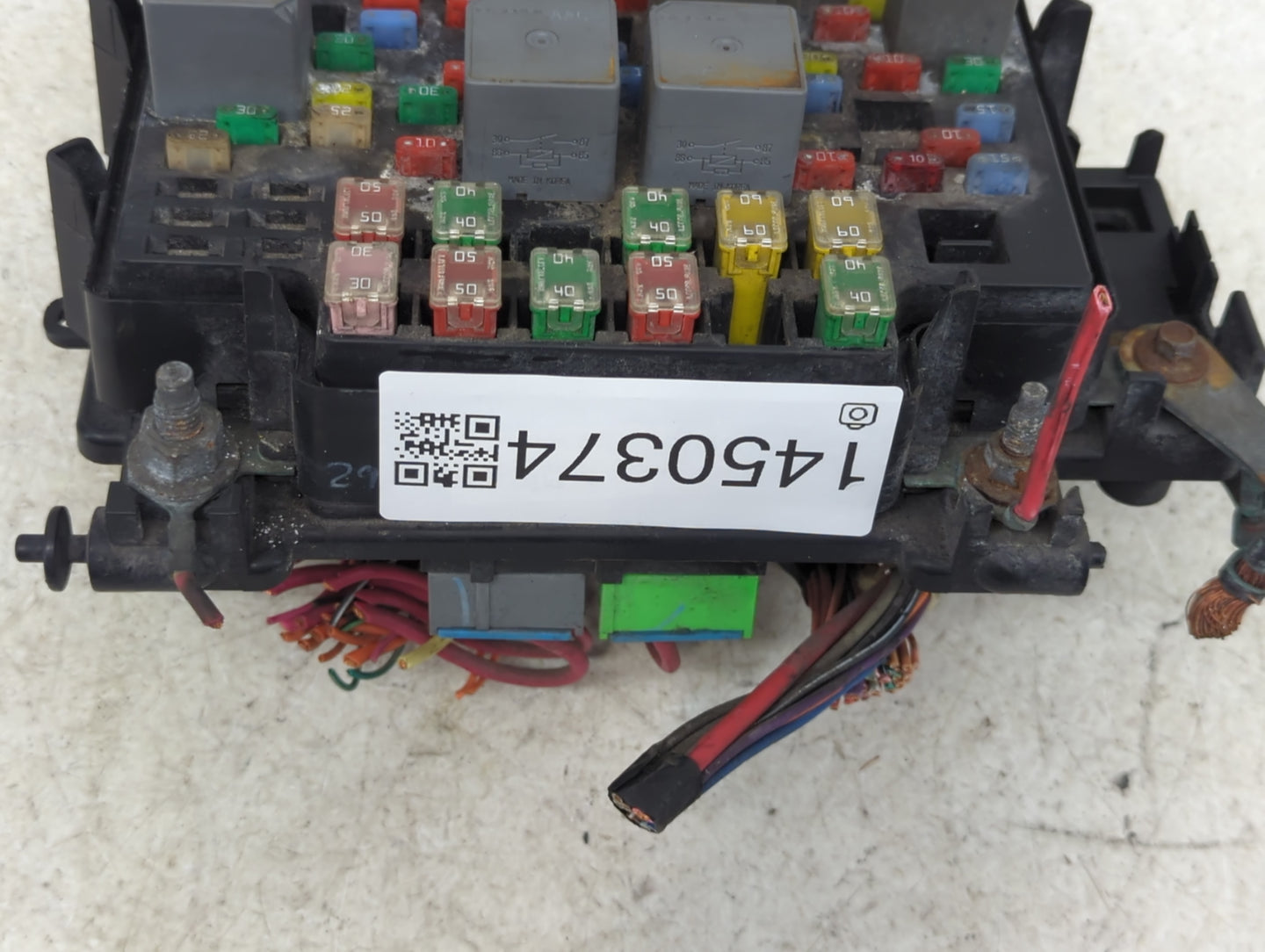 2003-2006 Gmc Yukon Fusebox Fuse Box Panel Relay Module P/N:15328866 Fits Fits 2003 2004 2005 2006 OEM Used Auto Parts - Oem