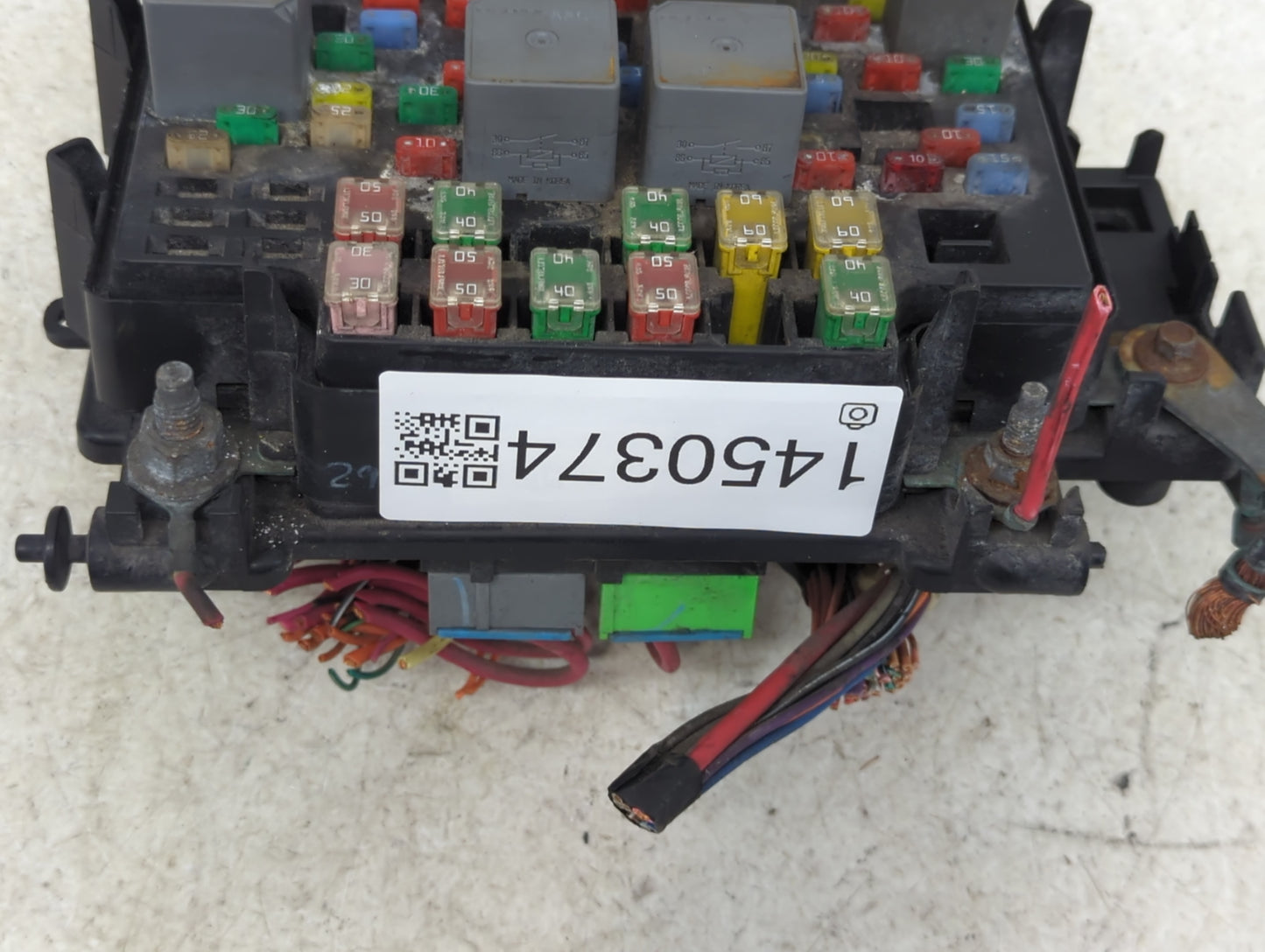 2003-2006 Gmc Yukon Fusebox Fuse Box Panel Relay Module P/N:15328866 Fits Fits 2003 2004 2005 2006 OEM Used Auto Parts - Oem