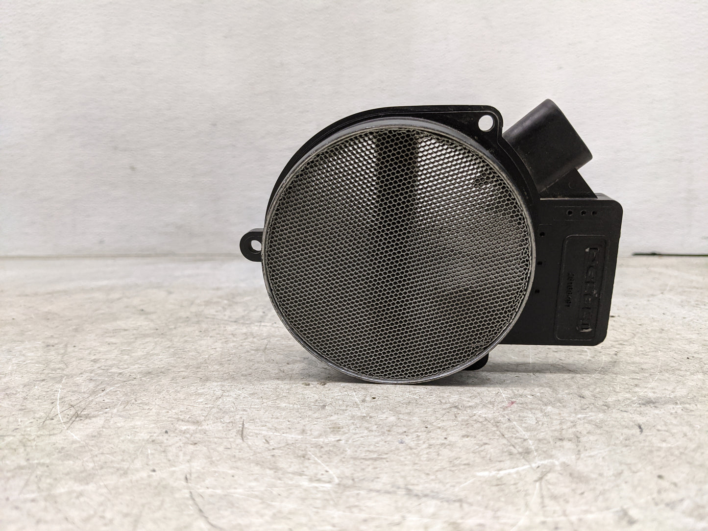 2000-2006 Gmc Yukon Mass Air Flow Meter Maf 1485901 - Oemusedautoparts1.com