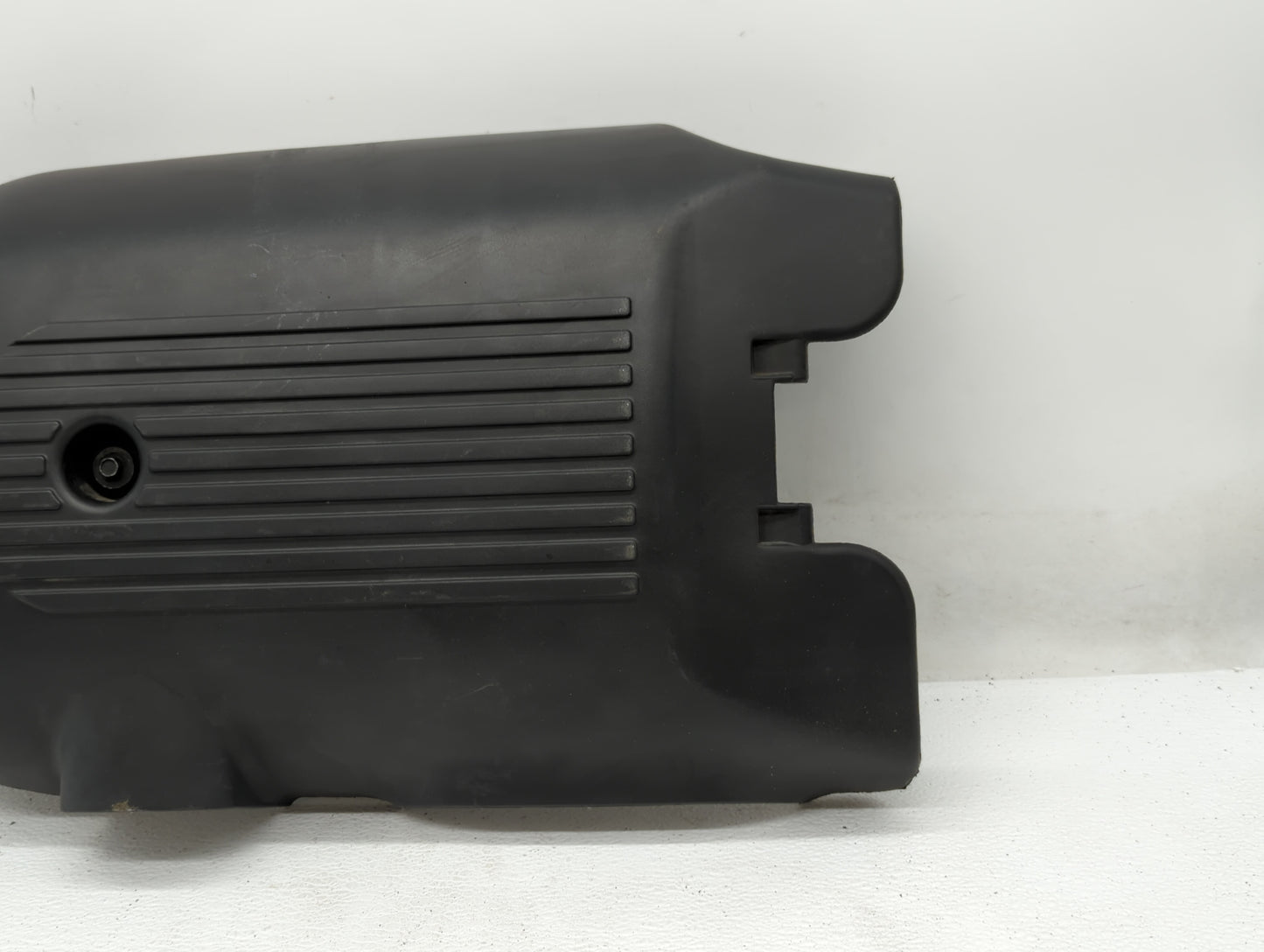 2006 Gmc Yukon Engine Cover - Oemusedautoparts1.com