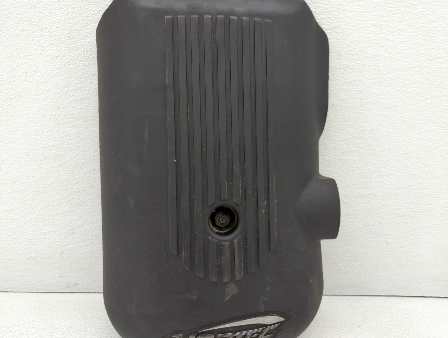 2006 Gmc Yukon Engine Cover - Oemusedautoparts1.com