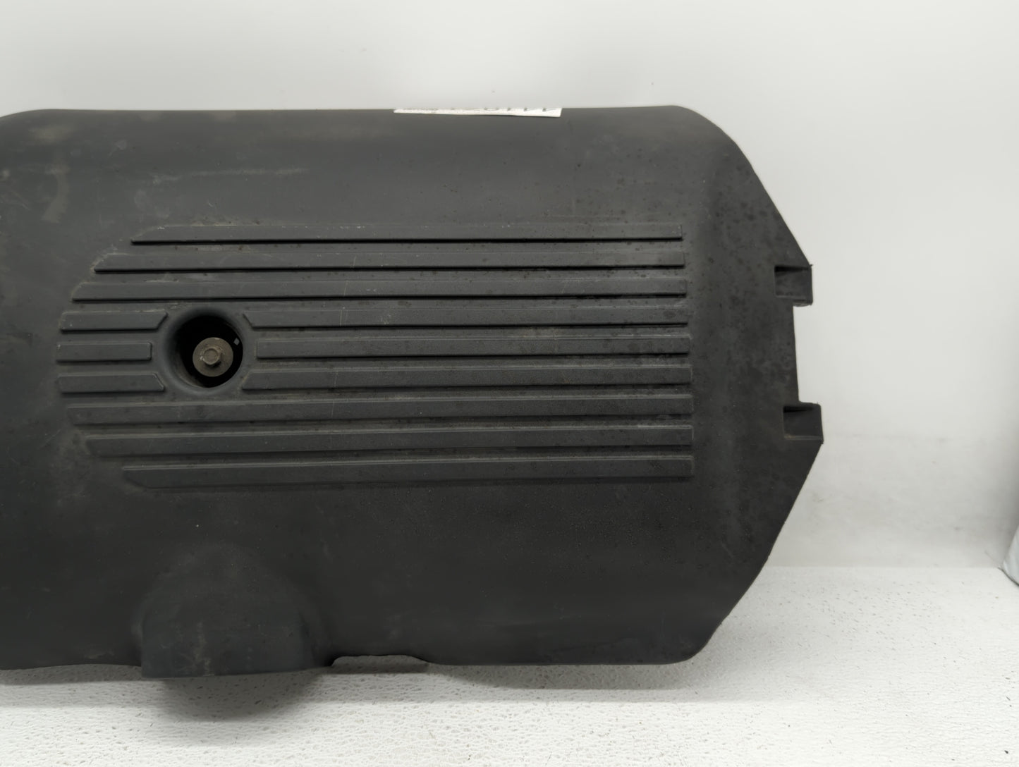 2006 Gmc Yukon Engine Cover - Oemusedautoparts1.com