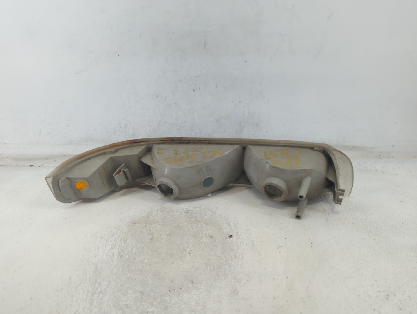 2006 Gmc Yukon Driver Left Oem Fog Light Lamp - Oemusedautoparts1.com