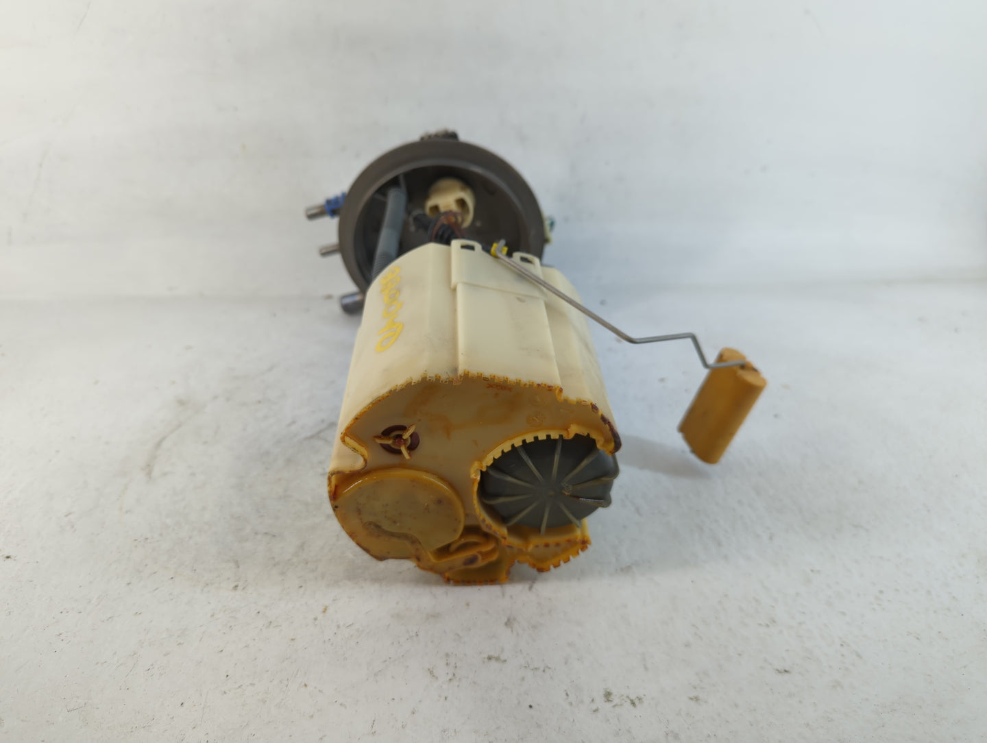 2004-2006 Gmc Yukon Electrical Gas Fuel Pump Assembly - Oemusedautoparts1.com