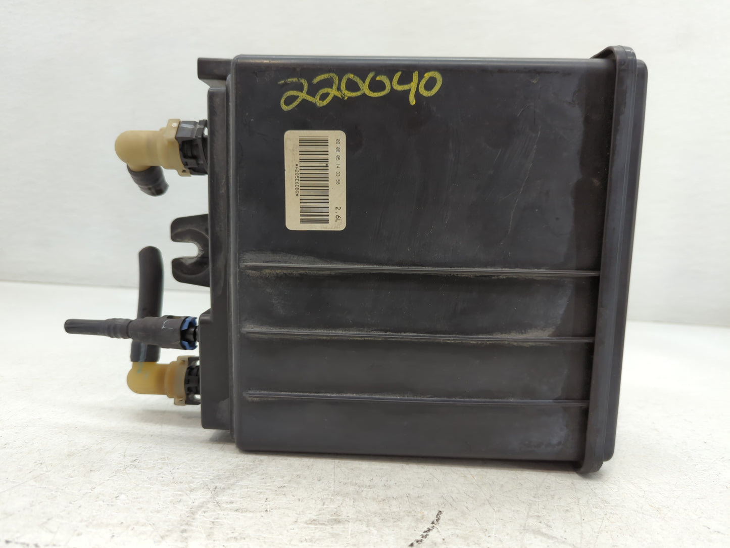 2006 Gmc Yukon Fuel Vapor Charcoal Canister - Oemusedautoparts1.com