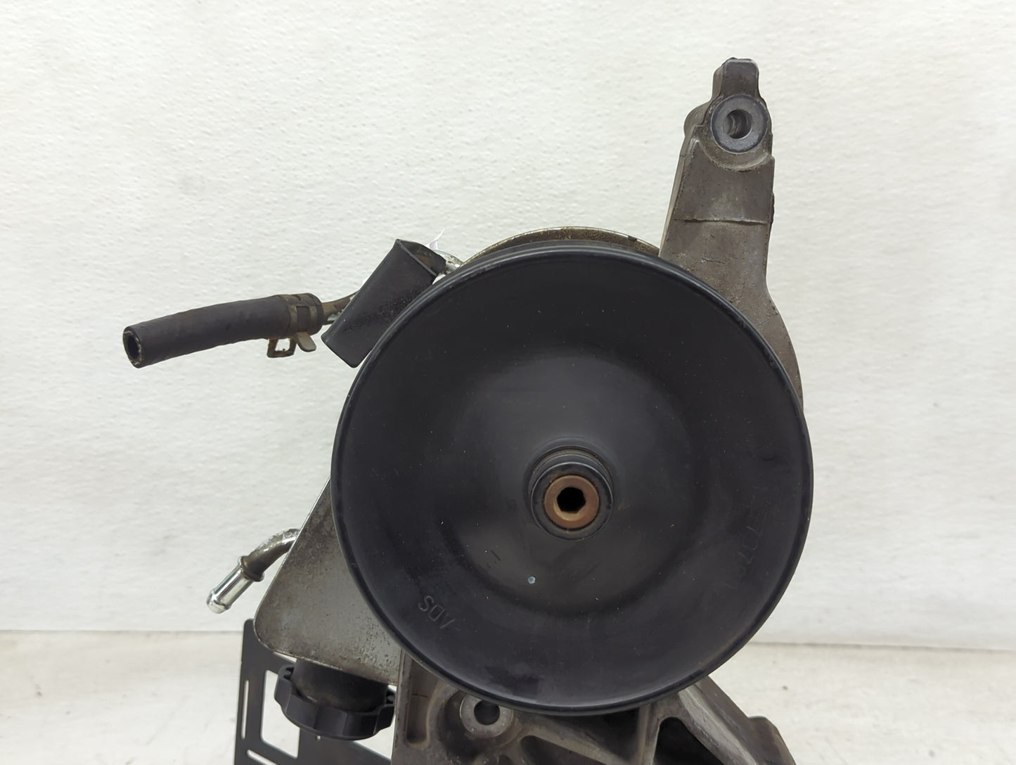 Gmc Yukon Xl Power Steering Column Pump Oem - Oemusedautoparts1.com
