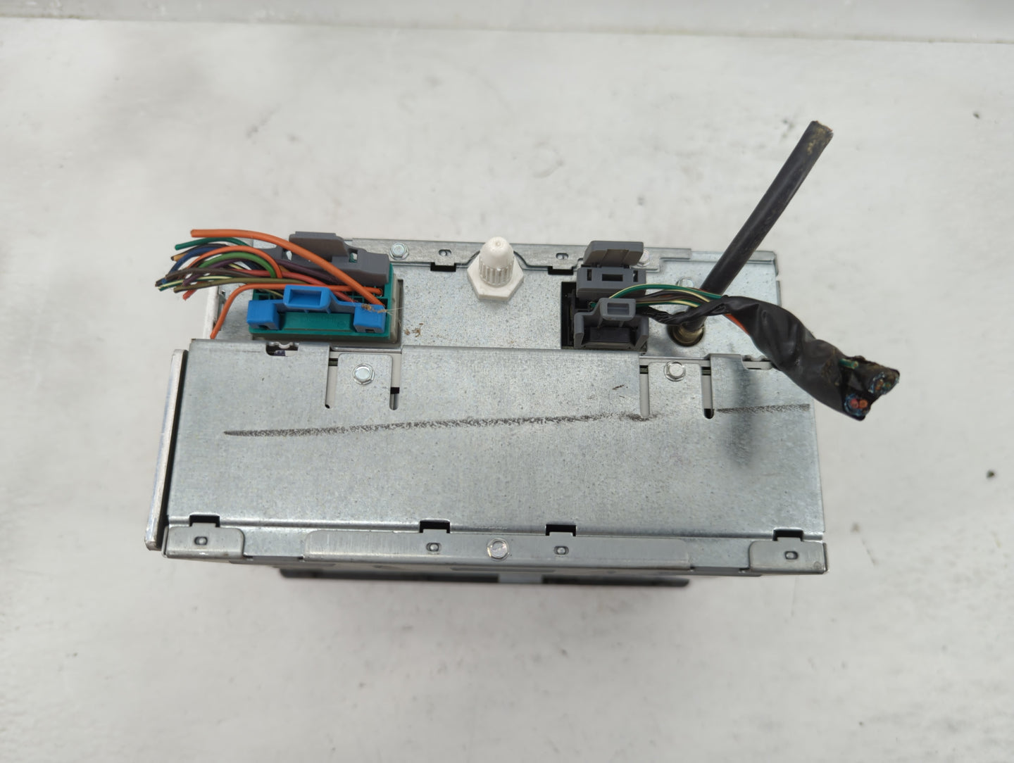 2005-2006 Gmc Yukon Xl 1500 Radio AM FM Cd Player Receiver Replacement P/N:15234935 Fits Fits 2004 2005 2006 2007 2008 2009 