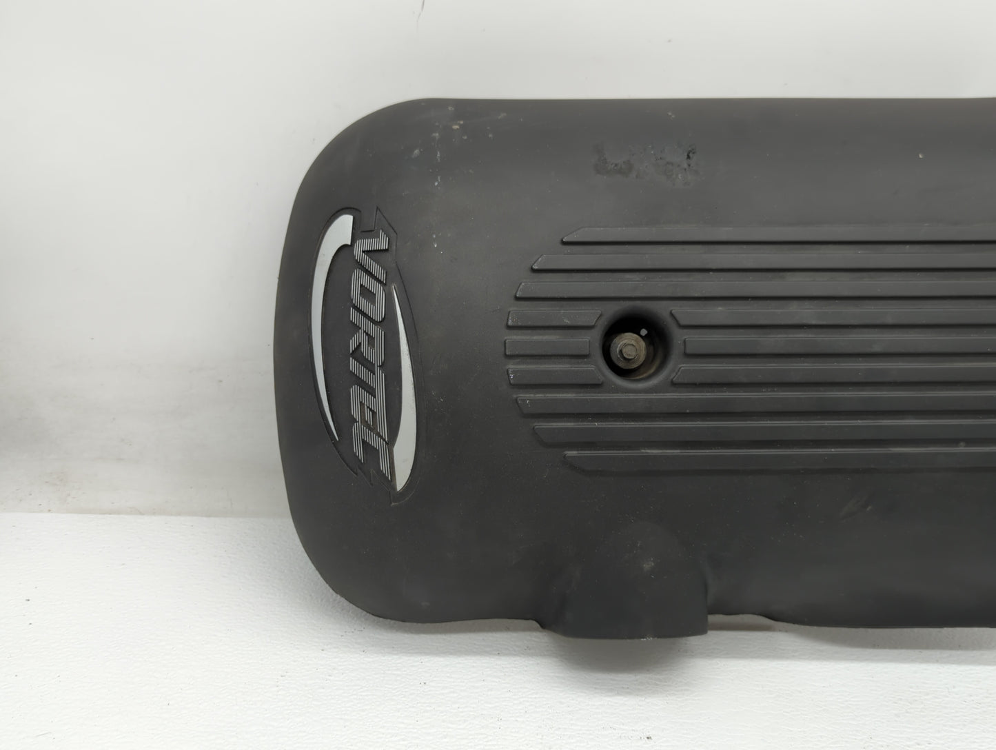 2006 Gmc Yukon Xl 1500 Engine Cover - Oemusedautoparts1.com