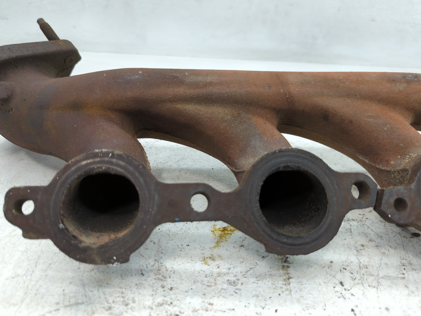 2004 Gmc Yukon Xl 1500 Turbocharger Exhaust Manifold With Turbo Charger - Oemusedautoparts1.com