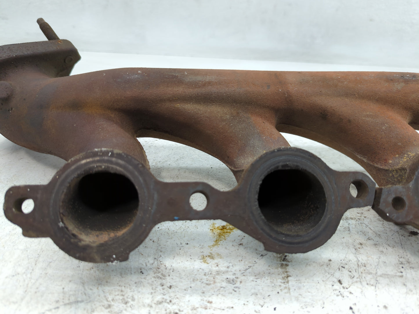 2004 Gmc Yukon Xl 1500 Turbocharger Exhaust Manifold With Turbo Charger - Oemusedautoparts1.com
