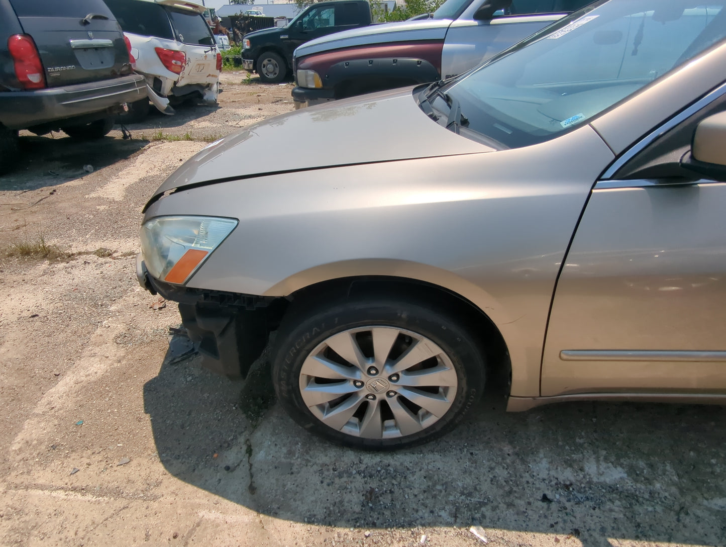 2003-2007 Honda Accord Driver Fender 1050618 - Oemusedautoparts1.com