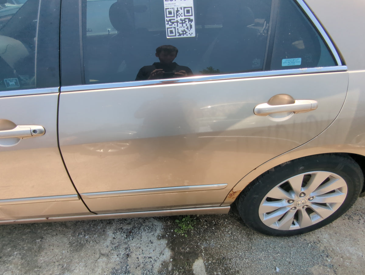 2003-2007 Honda Accord Driver Rear Door Oem 1050621 - Oemusedautoparts1.com