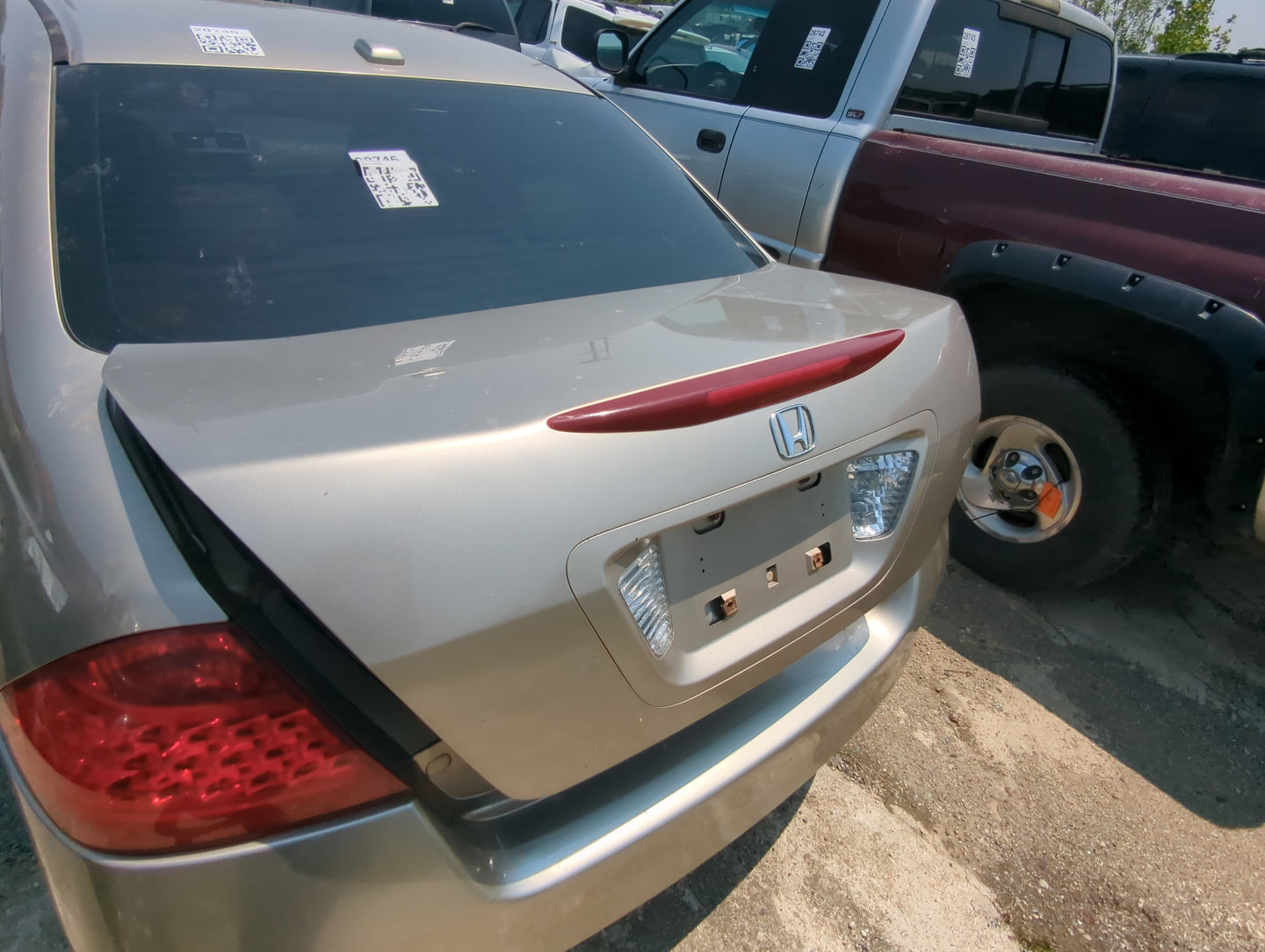 2006-2007 Honda Accord Trunk/decklid/hatch/tailgate Oem 1050624 - Oemusedautoparts1.com