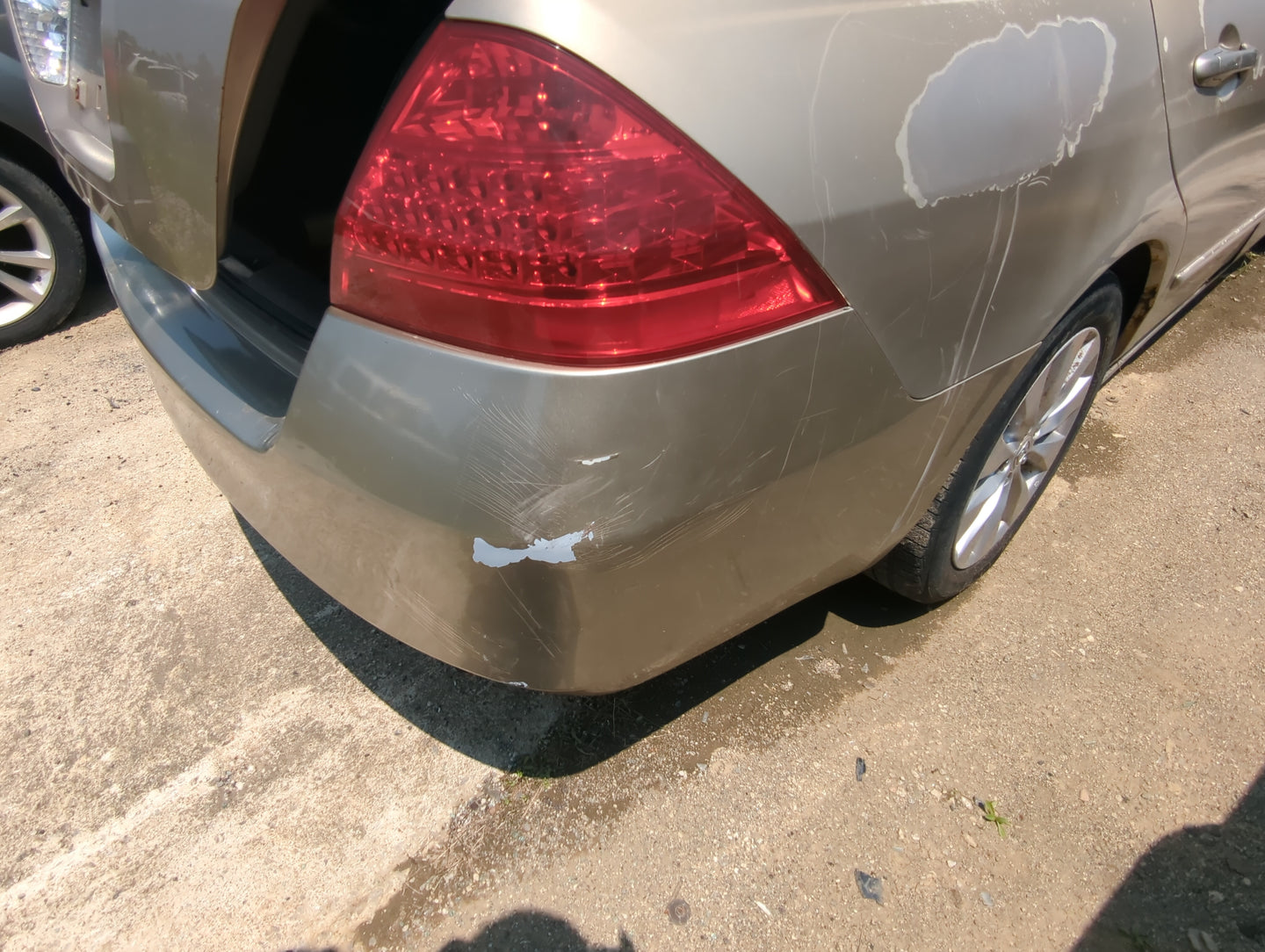 2006-2007 Honda Accord Rear Bumper Assembly Oem 1050625 - Oemusedautoparts1.com