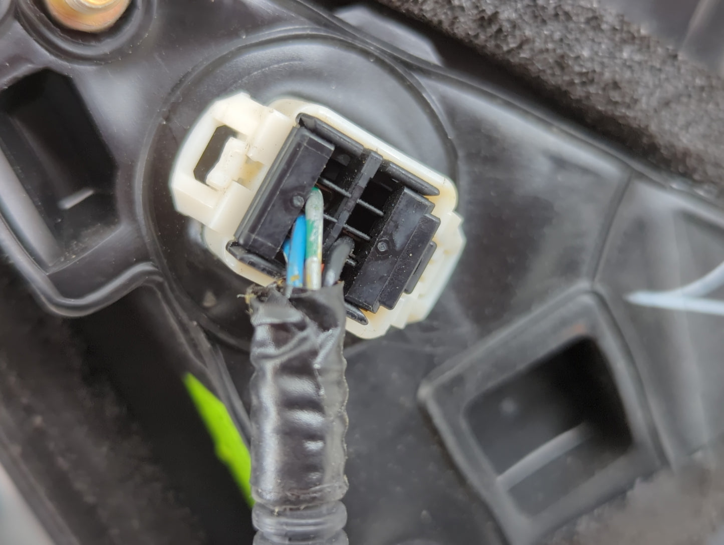 2003-2007 Honda Accord Passenger Side View Mirror - Right Door Mirror OEM Used - Oemusedautoparts1.com