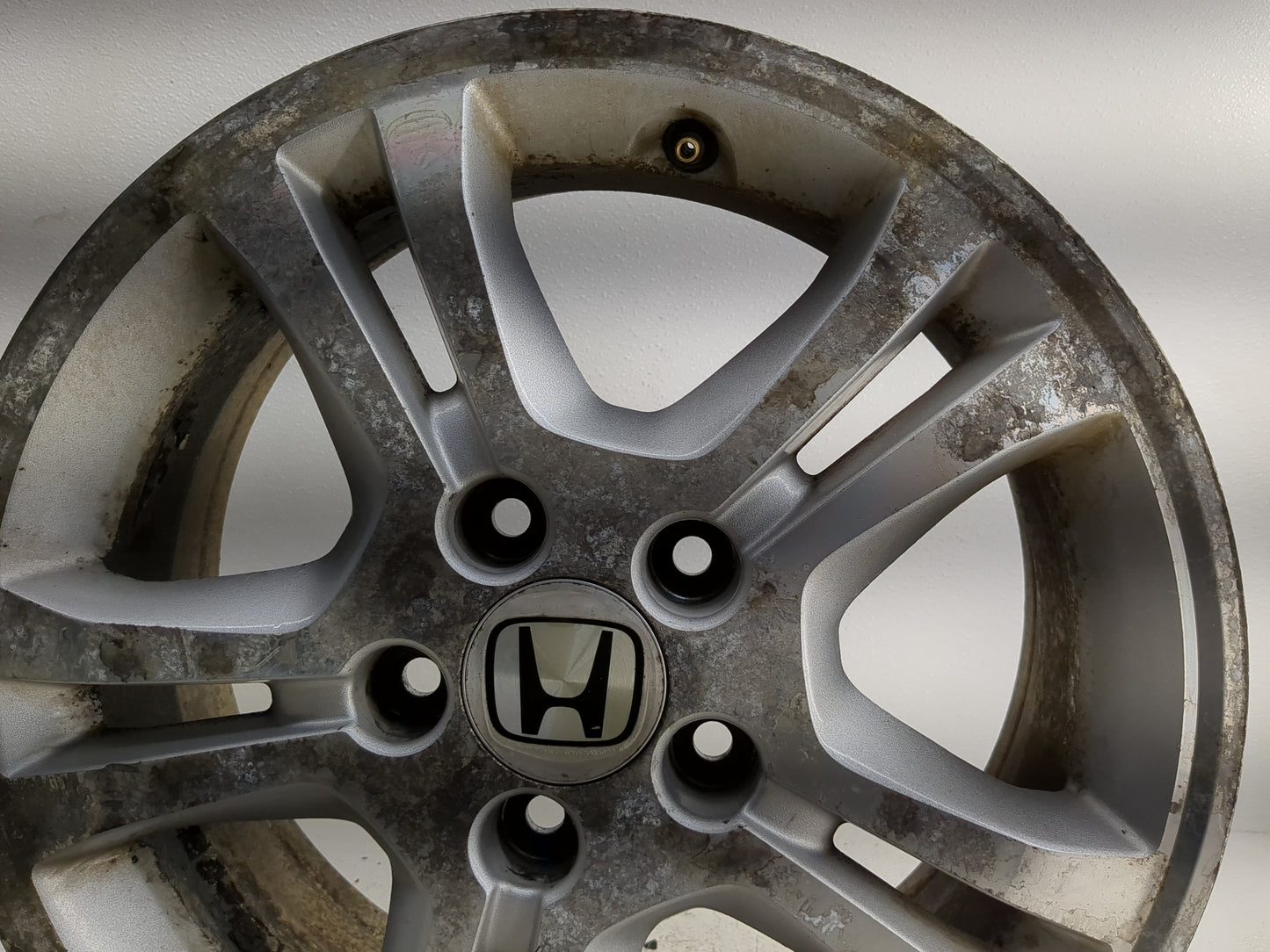 2006-2007 Honda Accord Oem Wheel Rim 1247820 - Oemusedautoparts1.com
