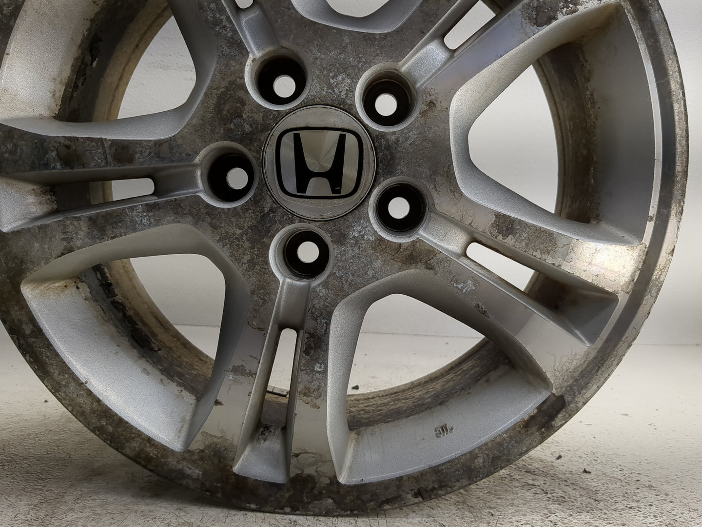 2006-2007 Honda Accord Oem Wheel Rim 1247820 - Oemusedautoparts1.com