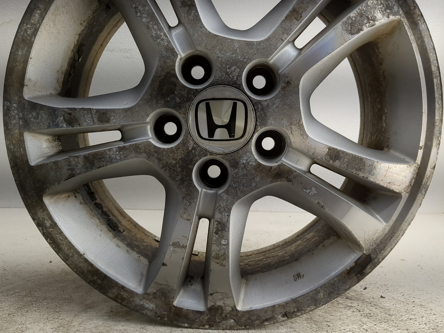 2006-2007 Honda Accord Oem Wheel Rim 1247820 - Oemusedautoparts1.com