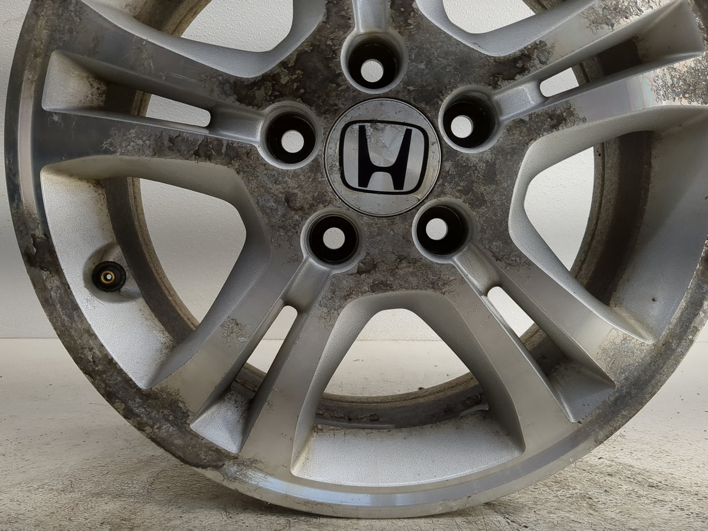 2006-2007 Honda Accord Oem Wheel Rim - Oemusedautoparts1.com