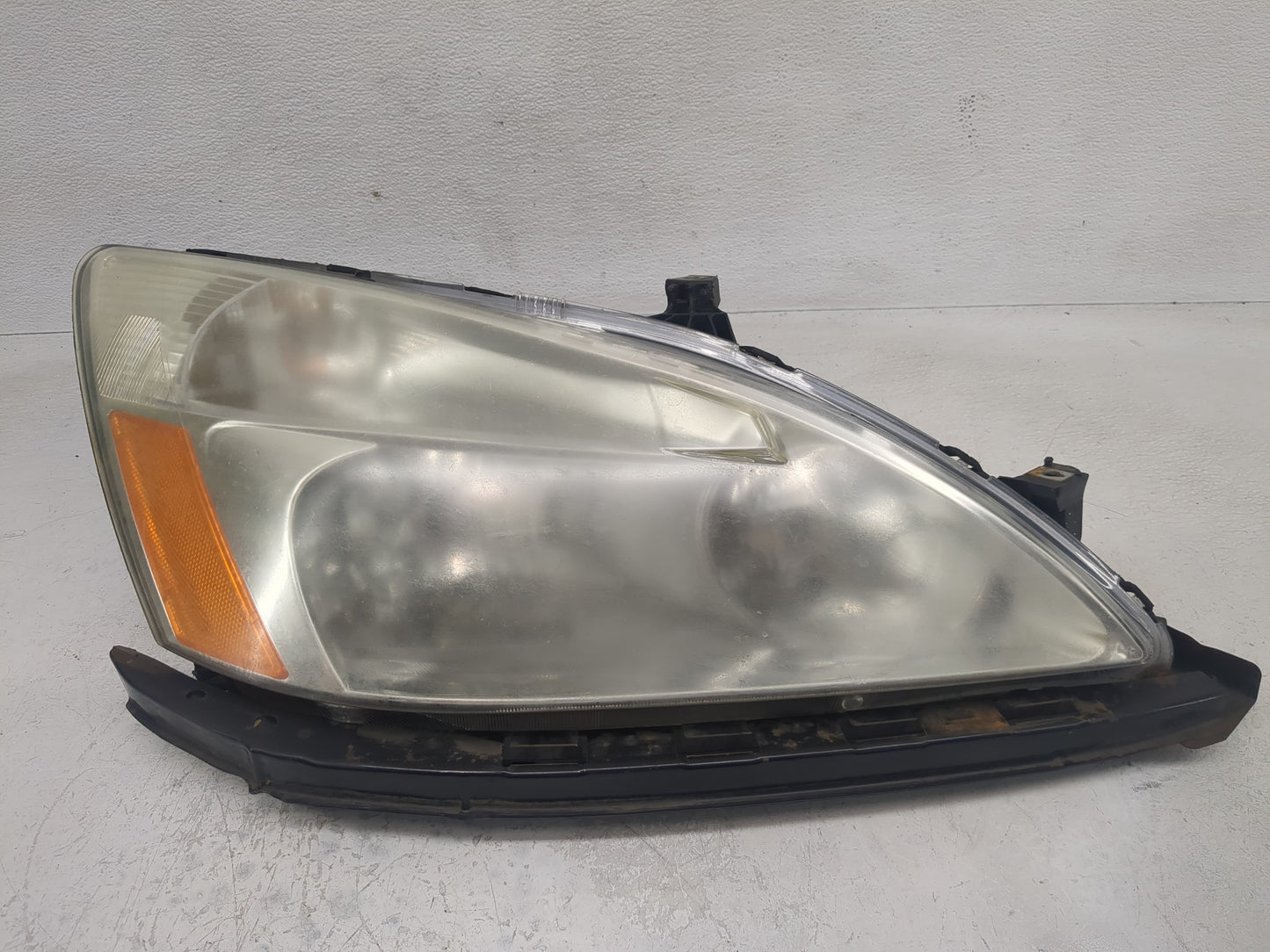 2003-2007 Honda Accord Passenger Right Oem Head Light Headlight Lamp - Oemusedautoparts1.com