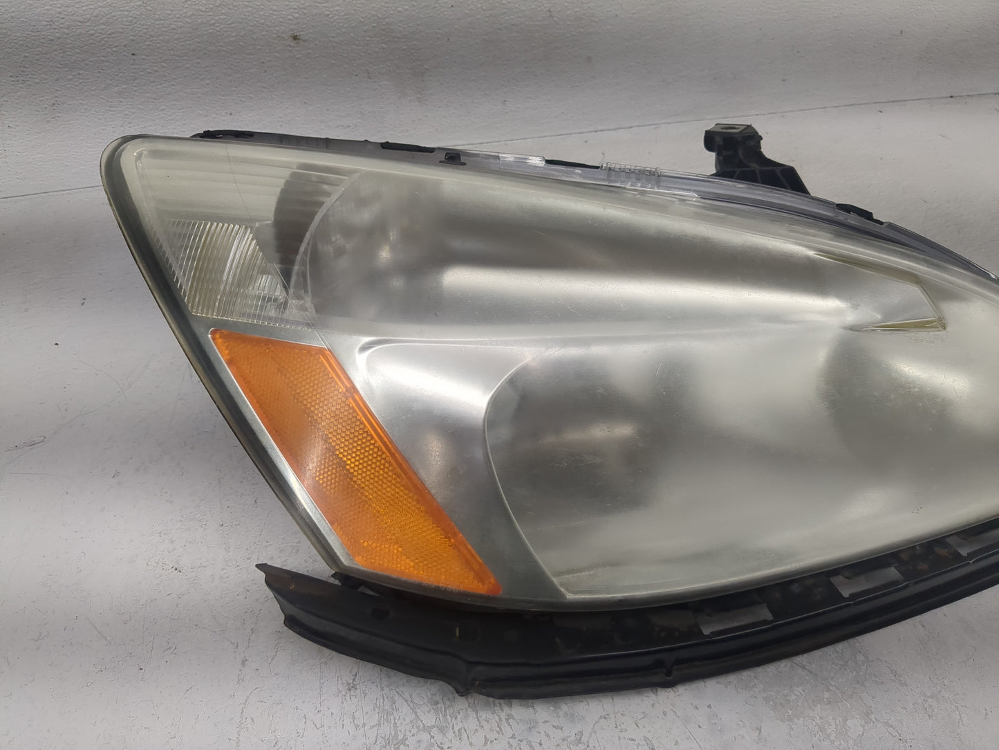 2003-2007 Honda Accord Passenger Right Oem Head Light Headlight Lamp - Oemusedautoparts1.com