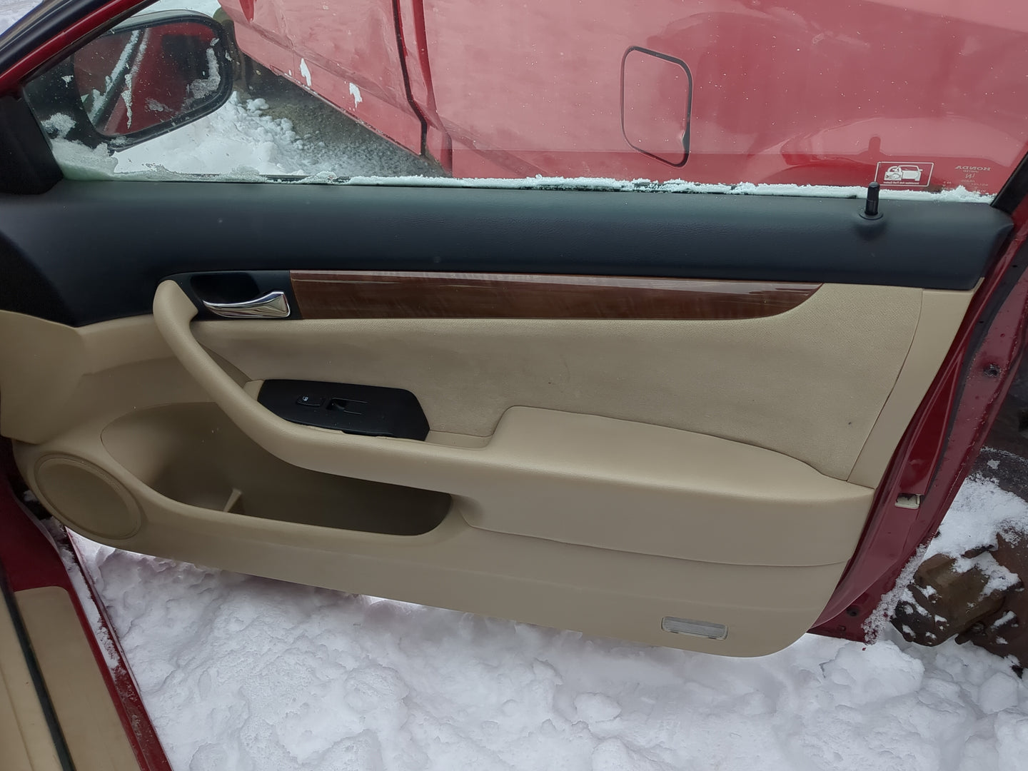 2006 Honda Accord Front Right Passenger Interior Door Panel Trim 1259303 - Oemusedautoparts1.com
