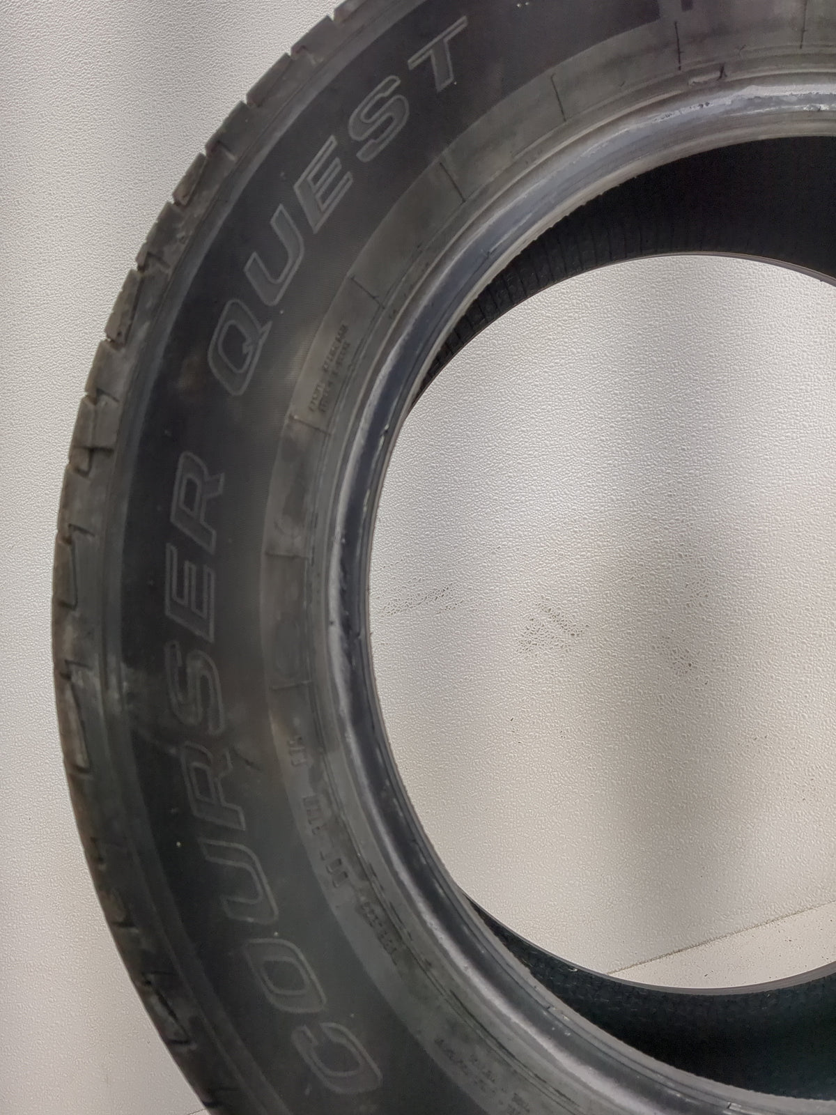 Used Tire 205/60R16 MASTERCRAFT COURSER QUEST 92V - Tread Depth 9/32 - Oemusedautoparts1.com