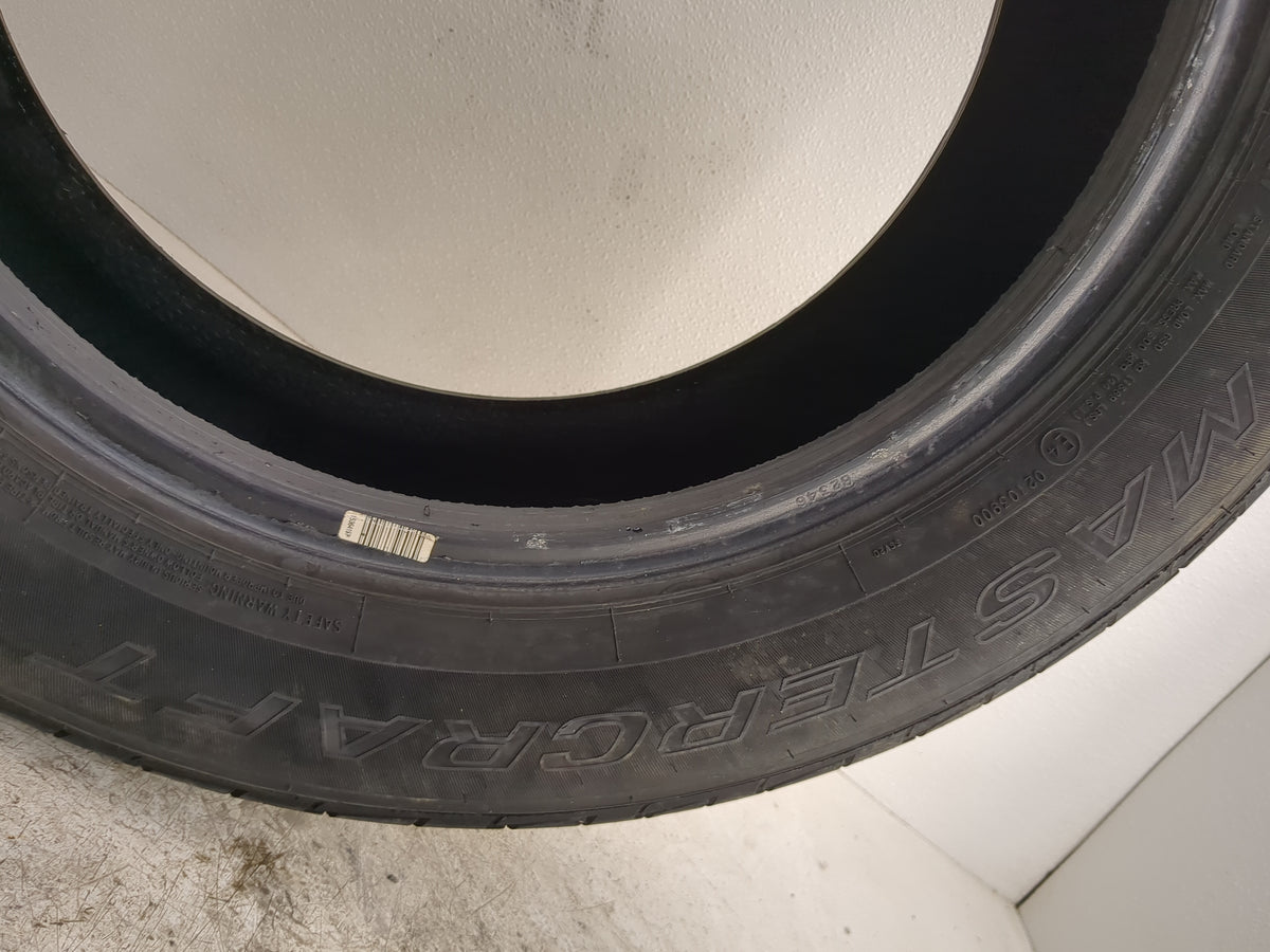 Used Tire 205/60R16 MASTERCRAFT COURSER QUEST 92V - Tread Depth 9.5/32 - Oemusedautoparts1.com