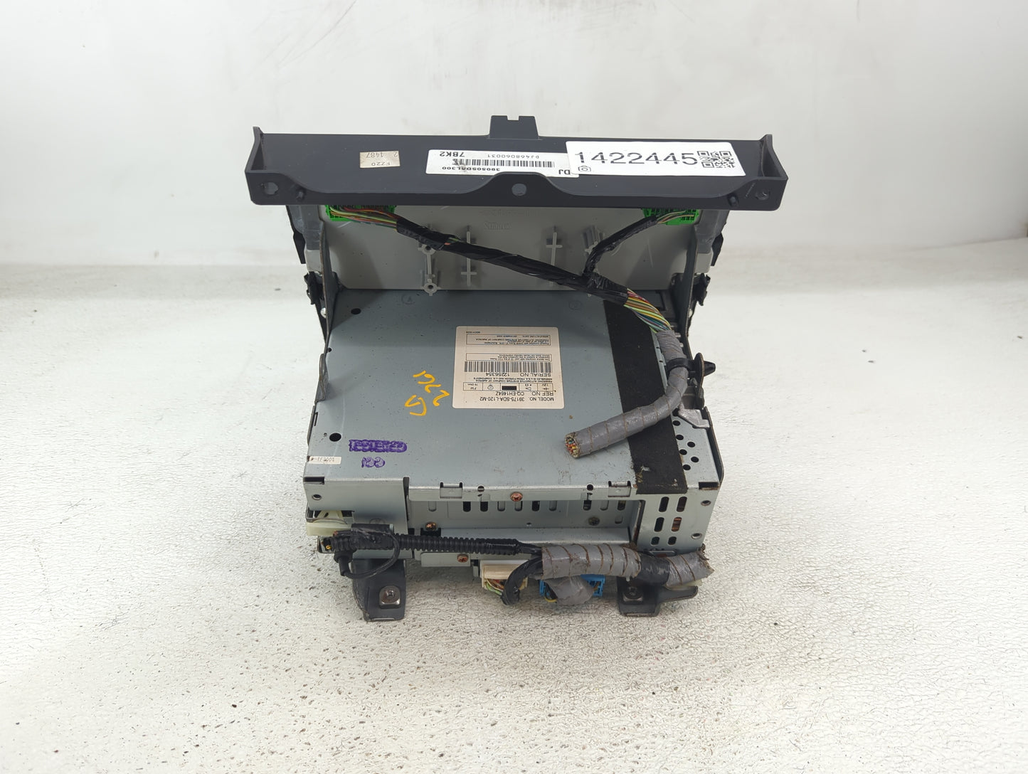 2006 Honda Accord Radio AM FM Cd Player Receiver Replacement P/N:39175-SDA-L120-M2 CQ-EH1464Z Fits OEM Used Auto Parts - Oem