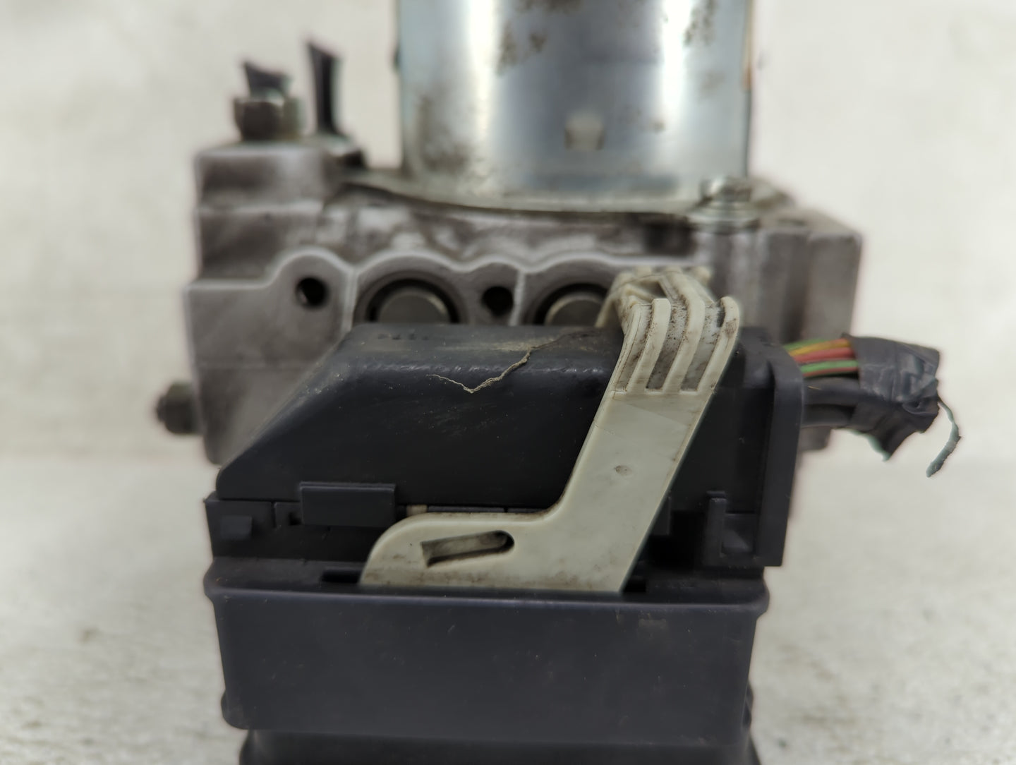 2006-2007 Honda Accord ABS Pump Control Module Replacement P/N:5Q0614517GB 10.0220-2660.4 Fits Fits 2006 2007 OEM Used Auto 