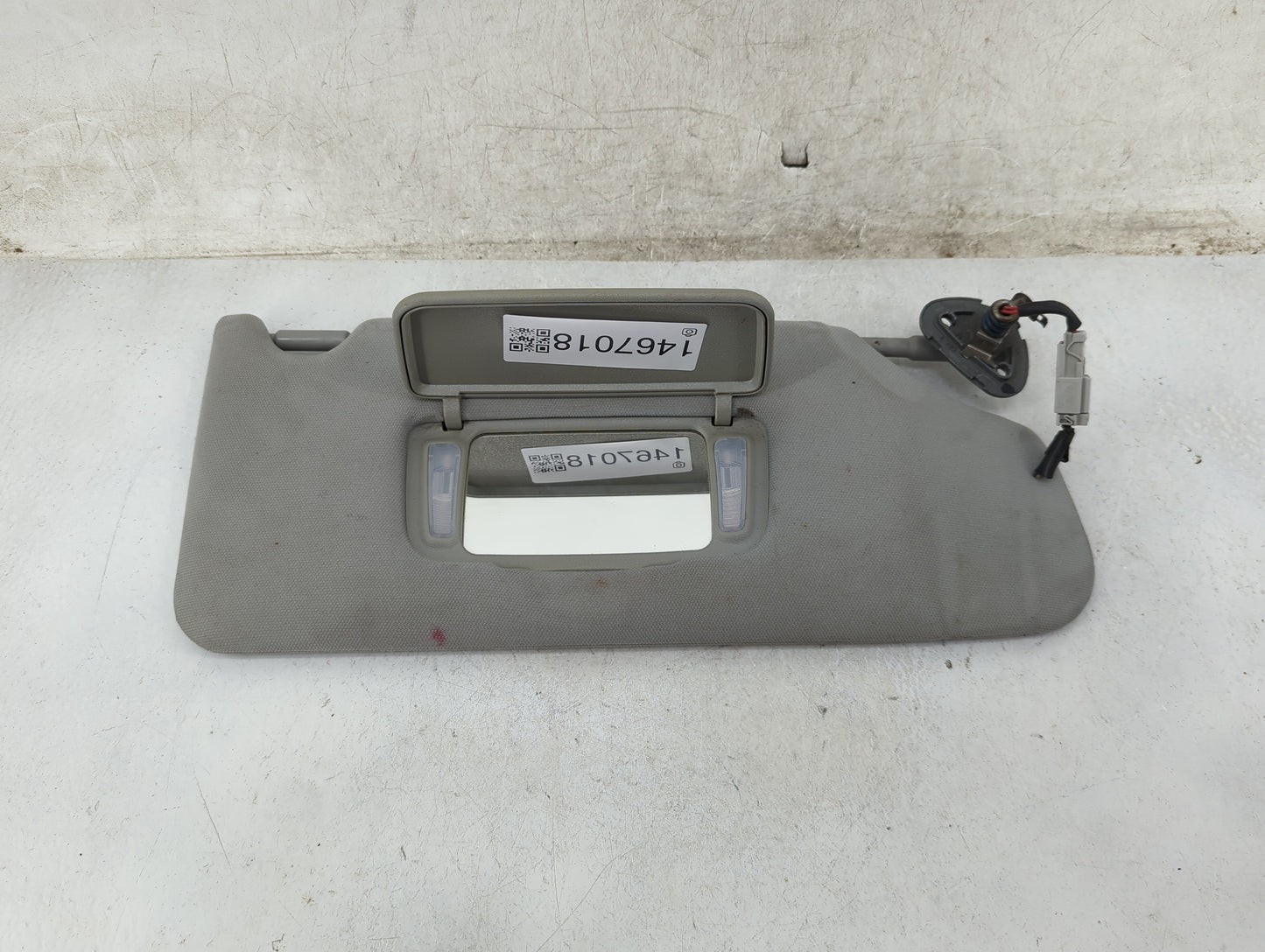 2003-2007 Honda Accord Sun Visor Shade Replacement Passenger Right Mirror Fits Fits 2003 2004 2005 2006 2007 OEM Used Auto P
